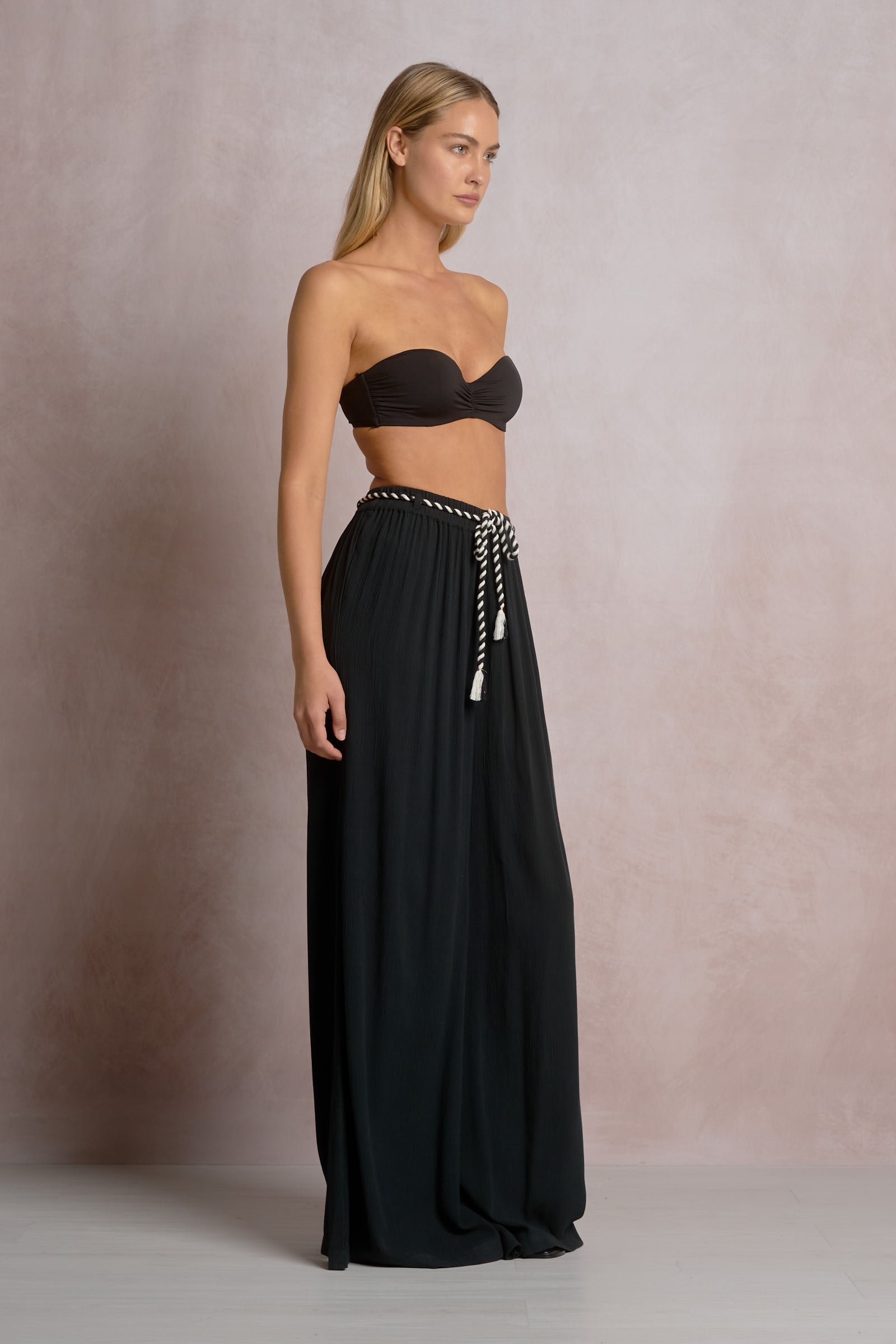 Raia Pant Black