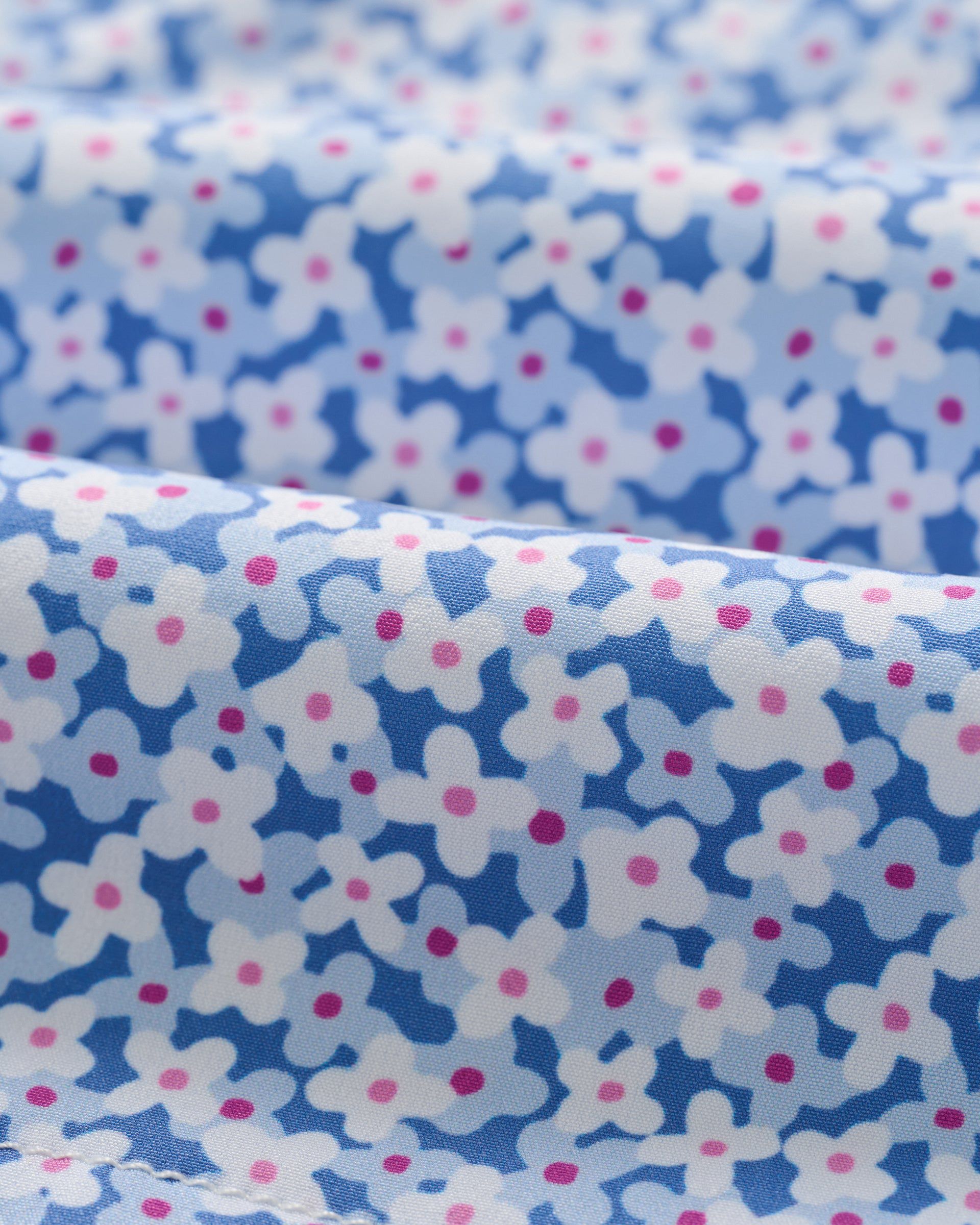 Johnnie-O Boys (8-16) - Half Elastic Jr. Surf Shorts