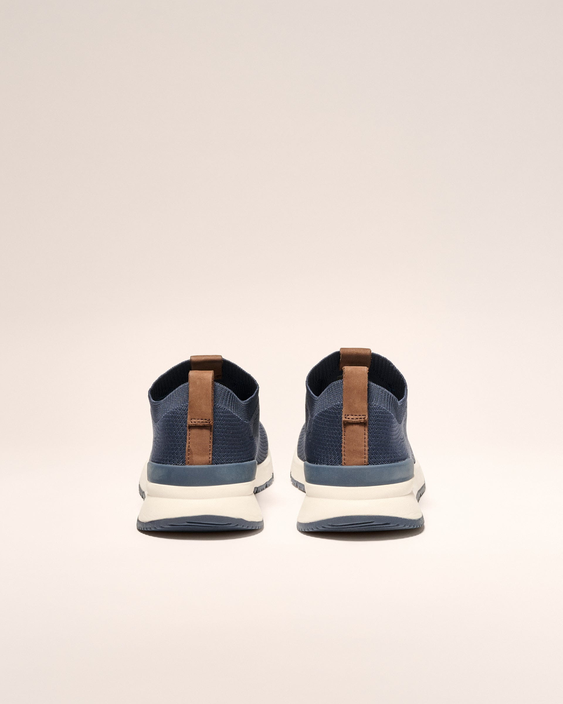 Johnnie-O Knit Mesh Runner