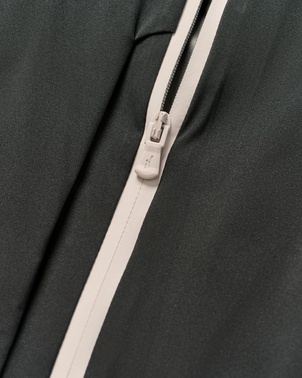 Johnnie-O Stealth Stowable Short Sleeve Rain Jacket