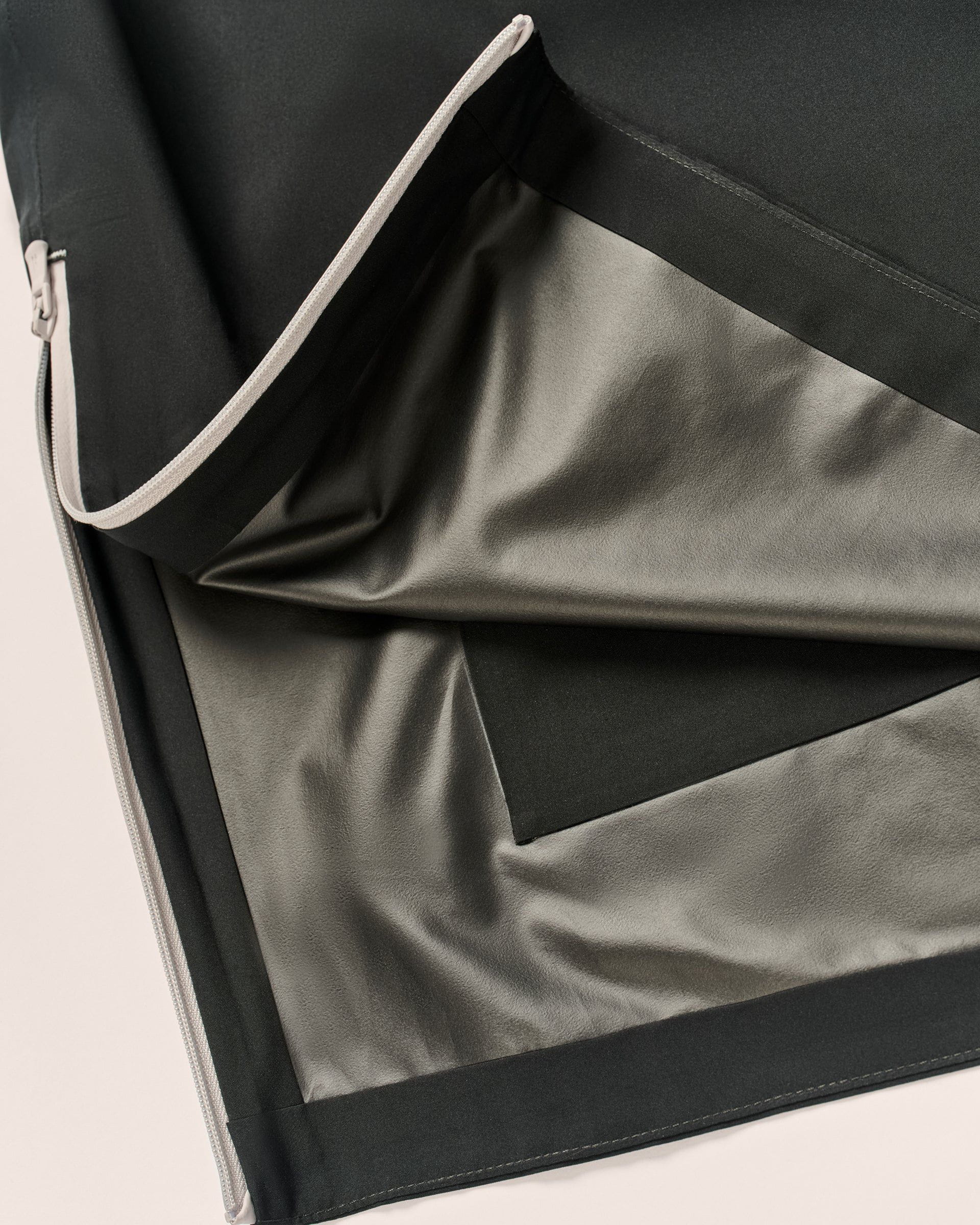 Johnnie-O Stealth Stowable Short Sleeve Rain Jacket