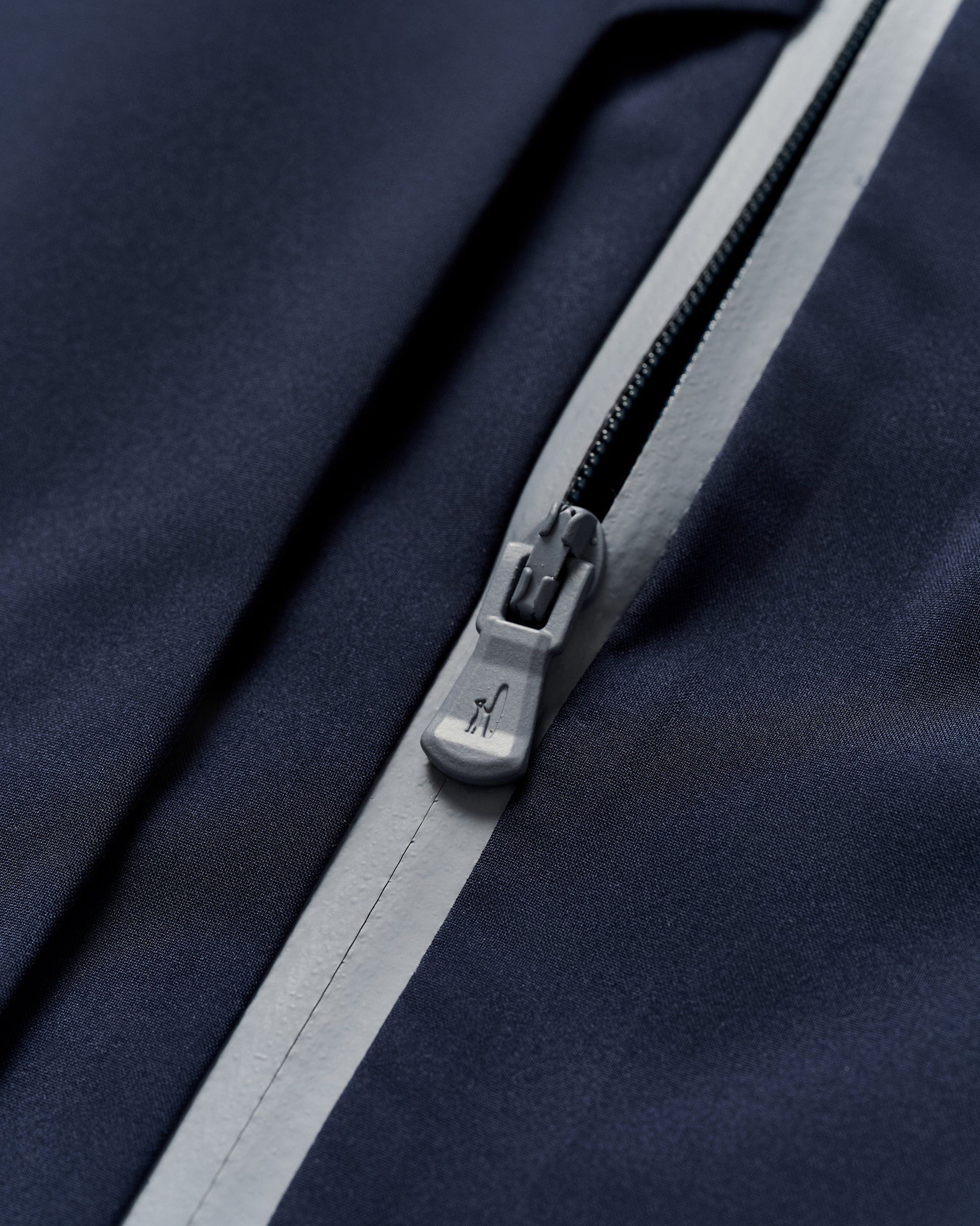 Johnnie-O Stealth Stowable Short Sleeve Rain Jacket