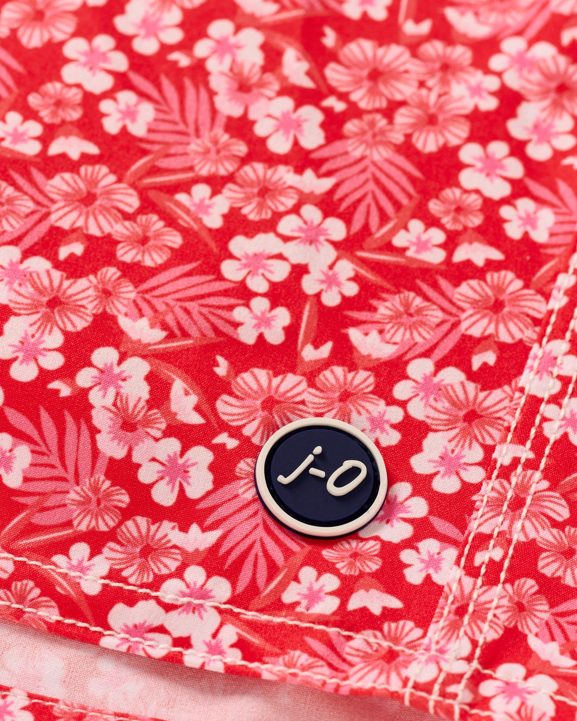 Johnnie-O The Half Elastic 7" Surf Shorts Lei