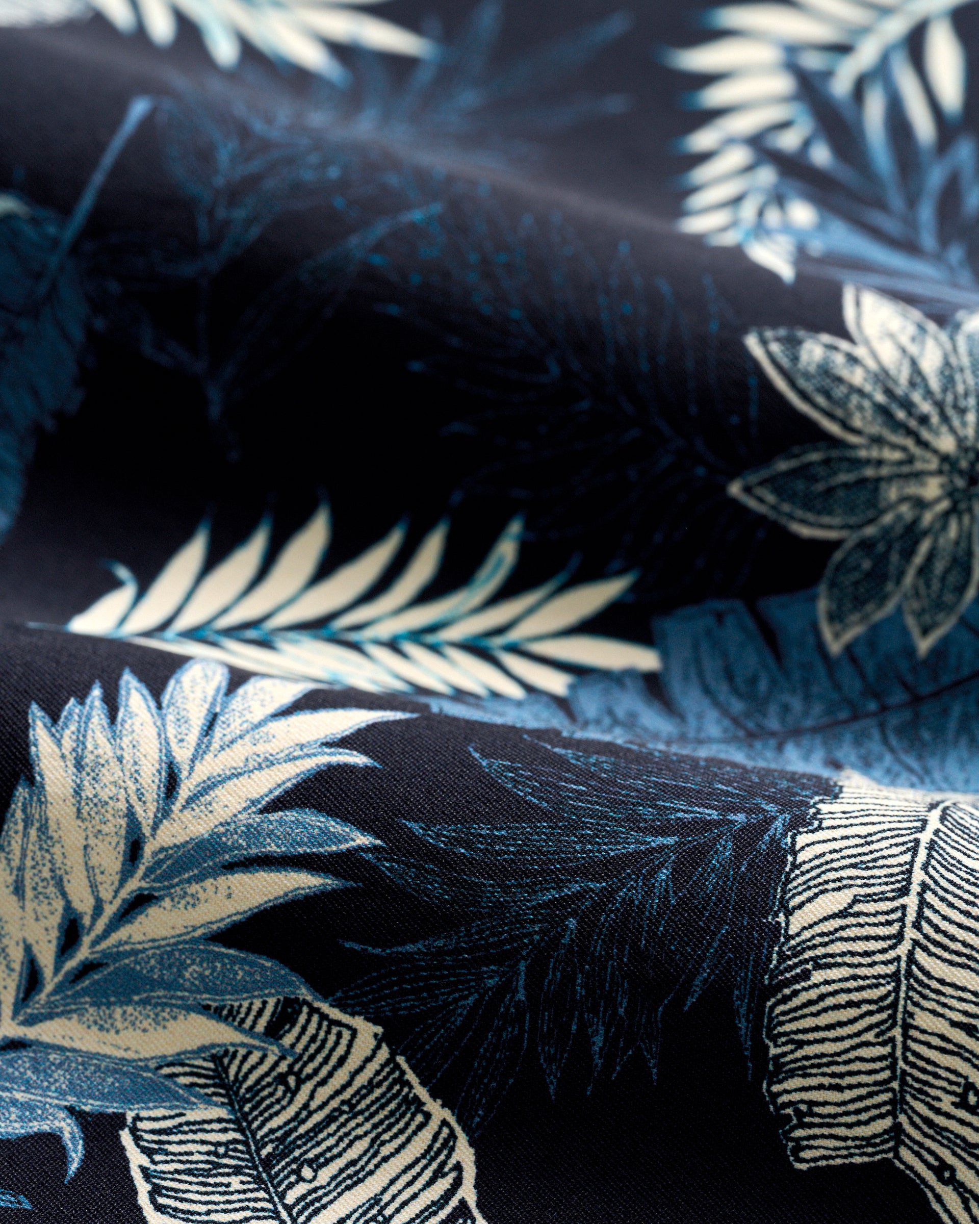 Johnnie-O The Half Elastic 7" Surf Shorts Shore Haven