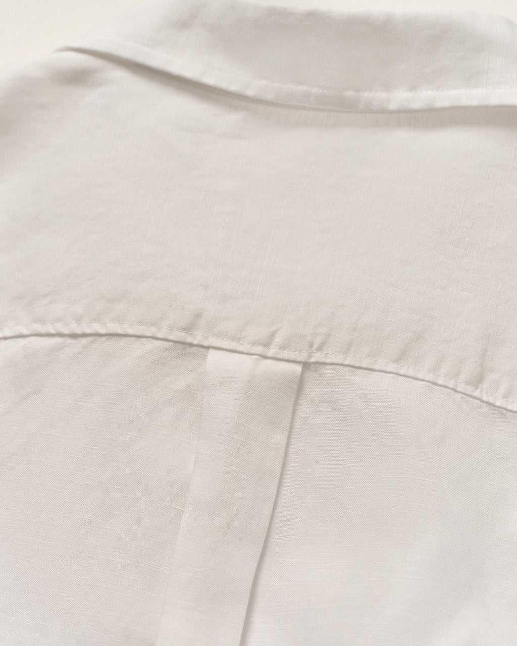 Johnnie-O Garment Dyed Short Sleeve Printed Button Down Shirt - Gianni Solid Knit, White