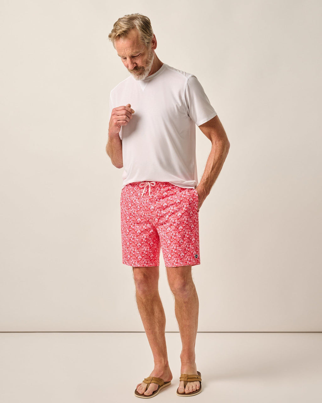 Johnnie-O The Half Elastic 7" Surf Shorts Lei