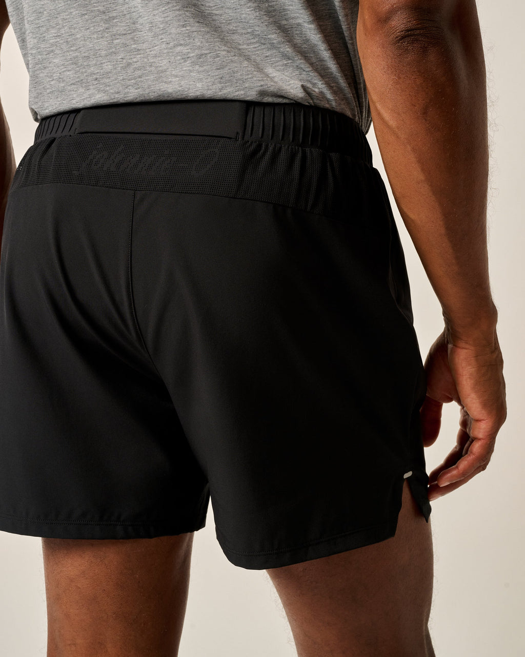 Johnnie-O Strides Lightweight Workout Shorts Black