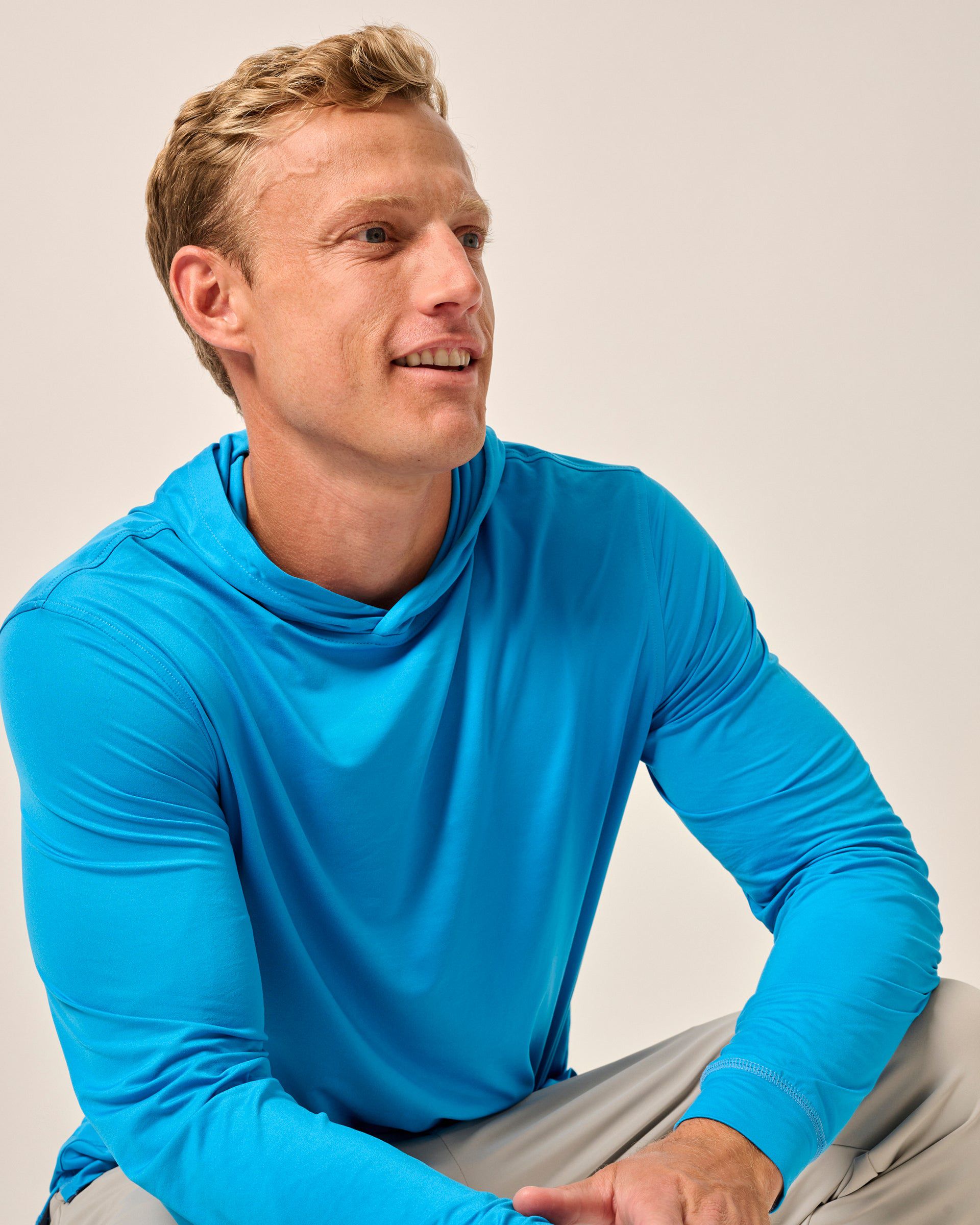 Johnnie-O Talon Featherweight Performance Hoodie, Majorca