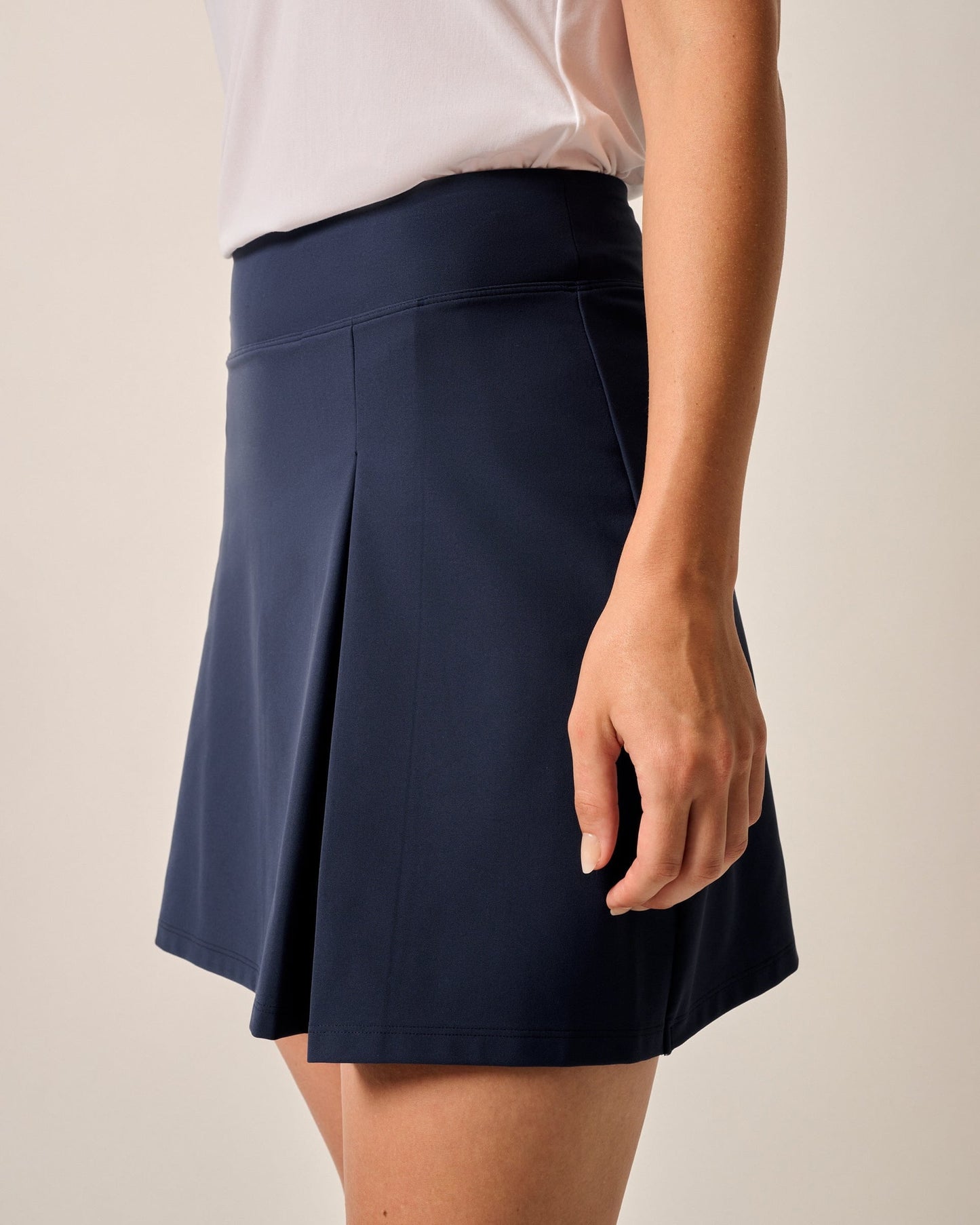 Johnnie-O Ashlyn Performance Skort