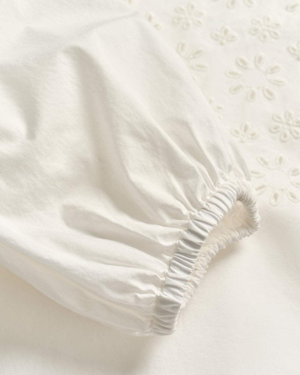 Johnnie-O Libby Popover Blouse, White