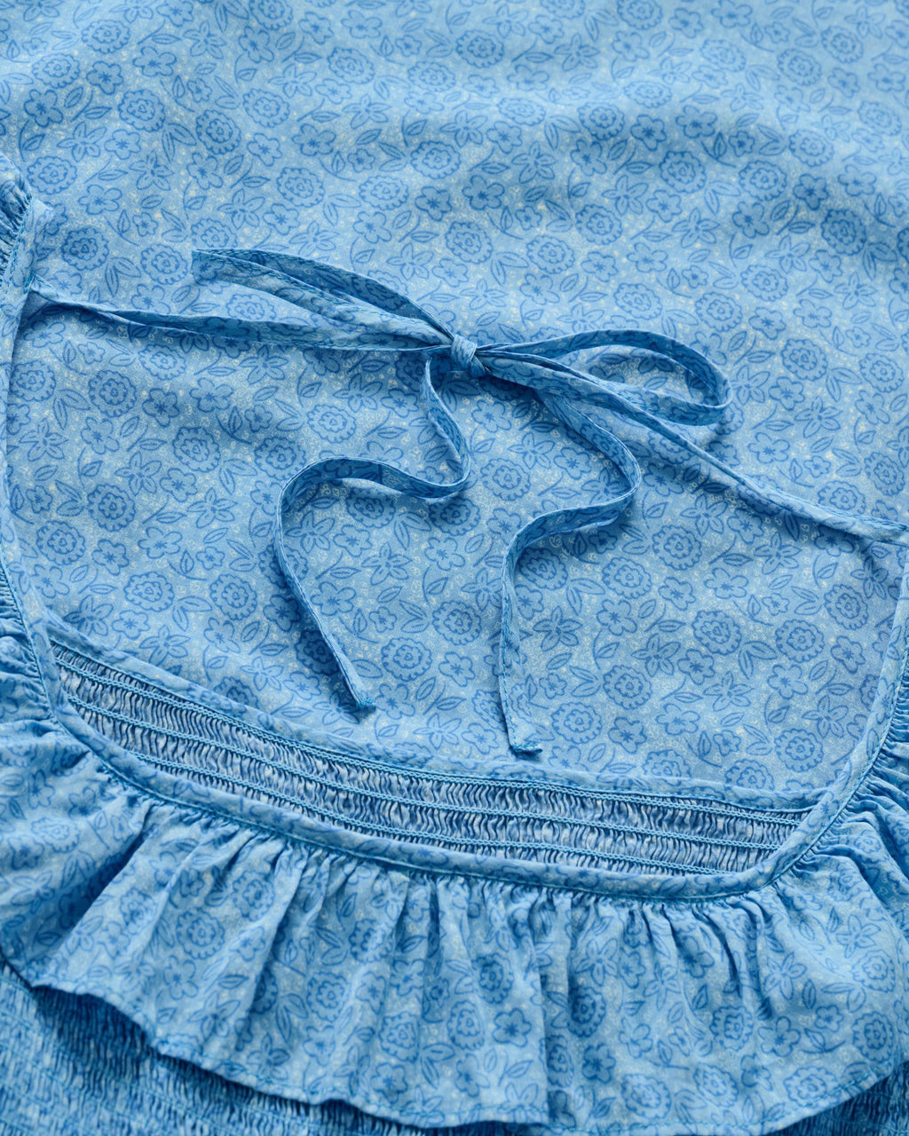 Johnnie-O Mira Smocked Midi Dress, Maliblu