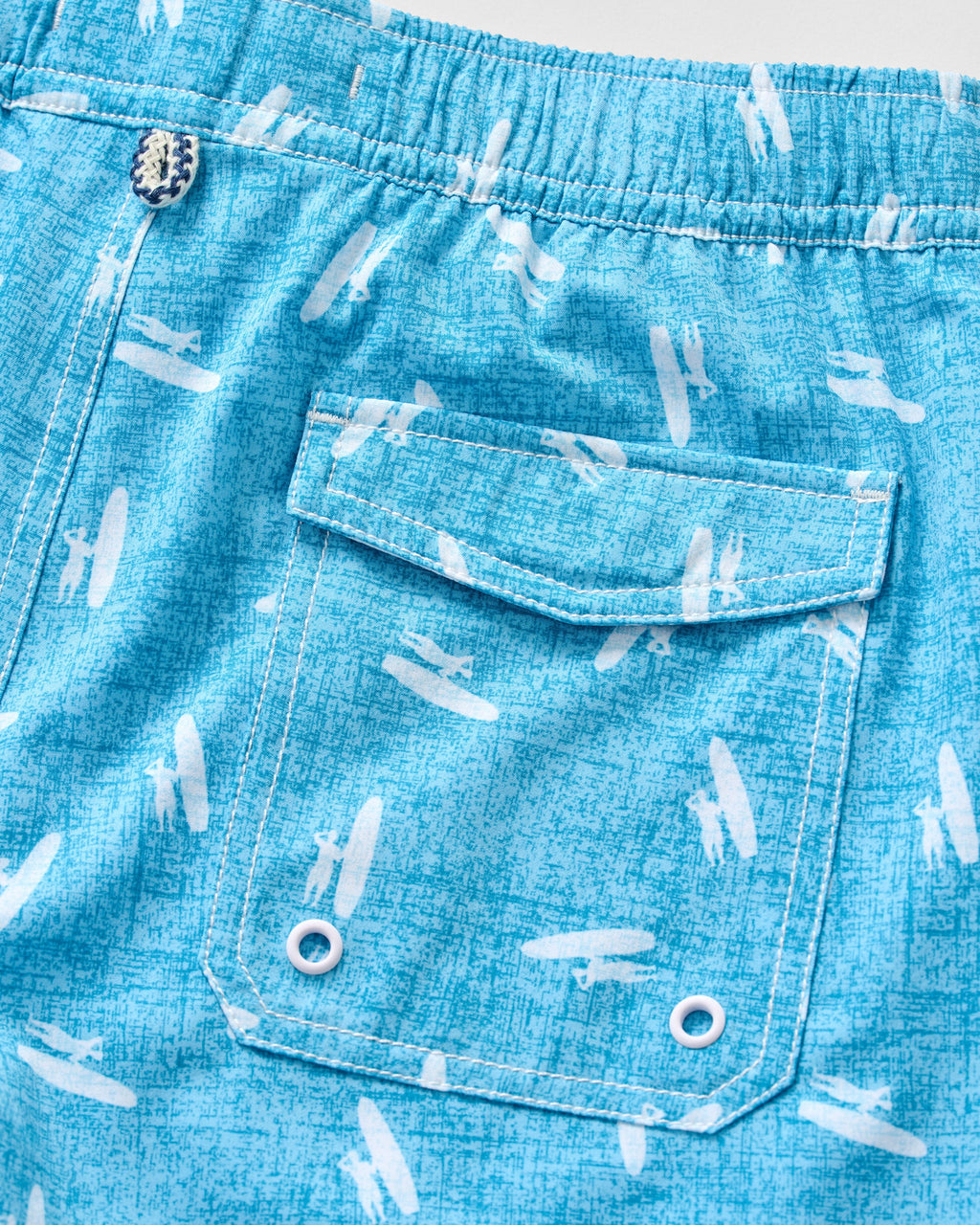Johnnie-O Boys (8-16) - Half Elastic Jr. Surf Shorts, Barracuda