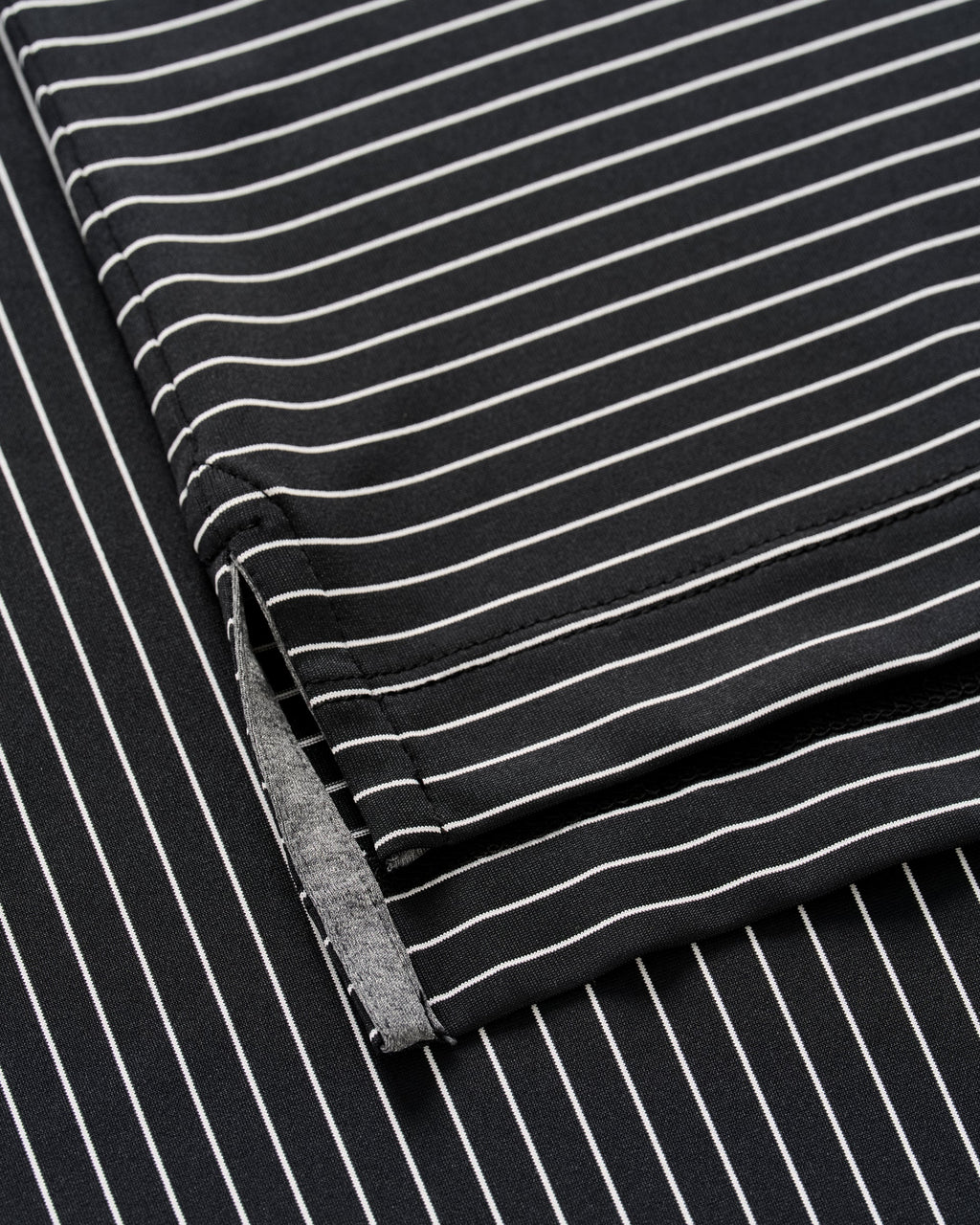 Johnnie-O Performance Jersey Polo - Beau Stripe, Black
