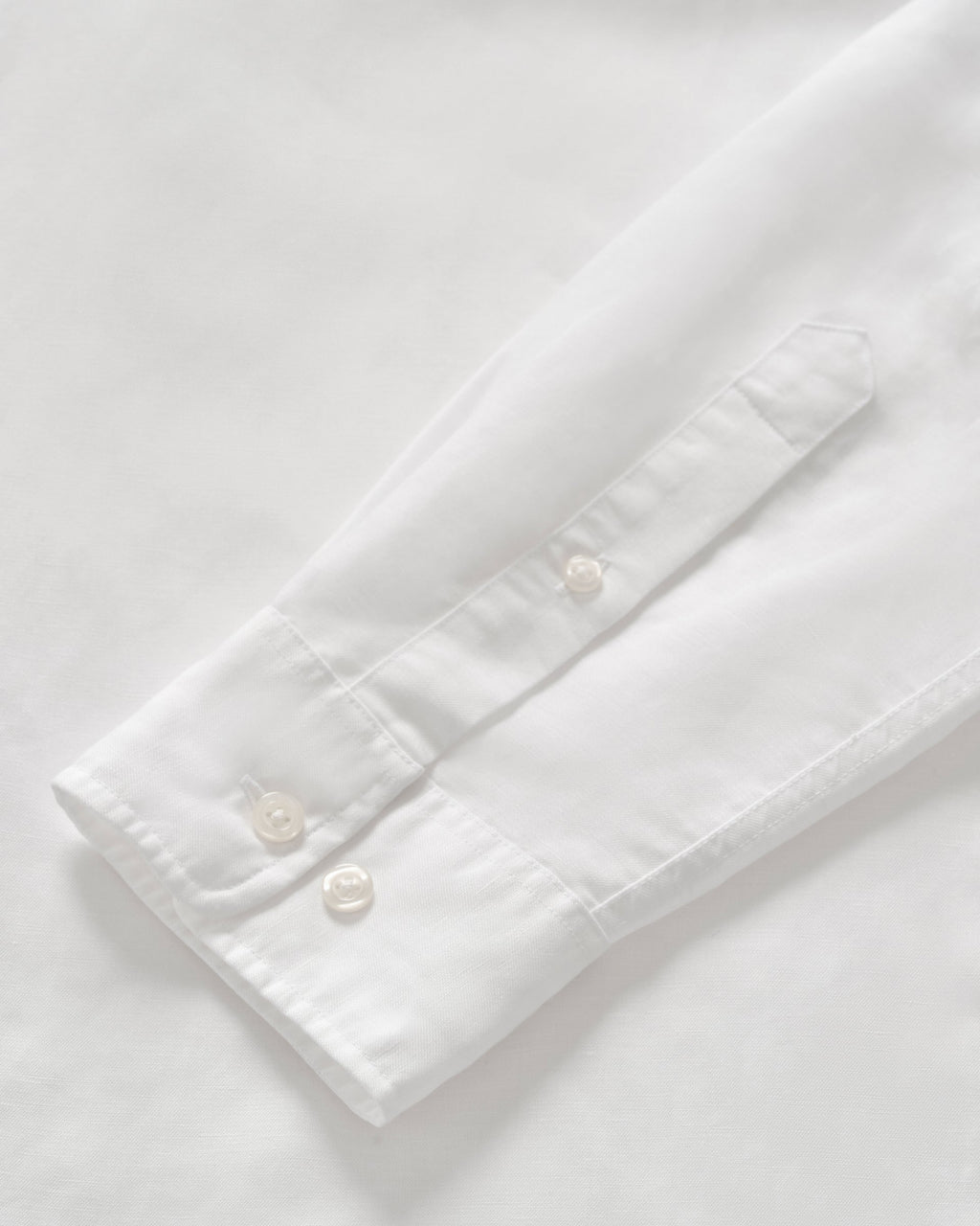 Johnnie-O Linen Button Down Shirt - McCarthy, White