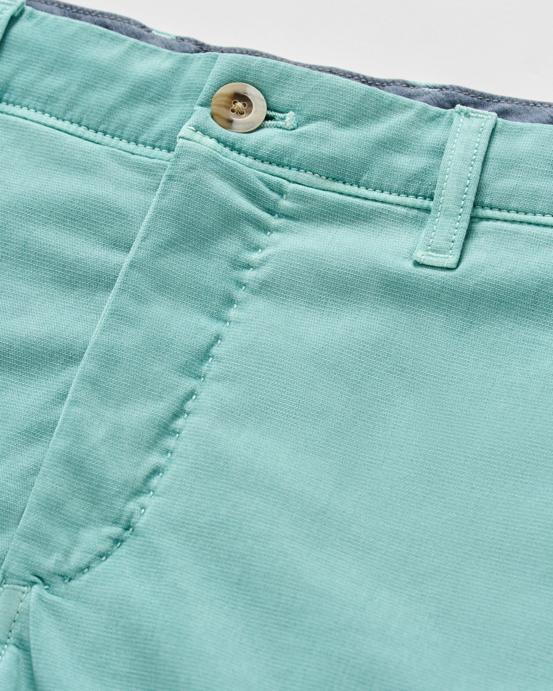 Johnnie-O Nassau Cotton Blend Shorts - 7" Inseam, Green Grass