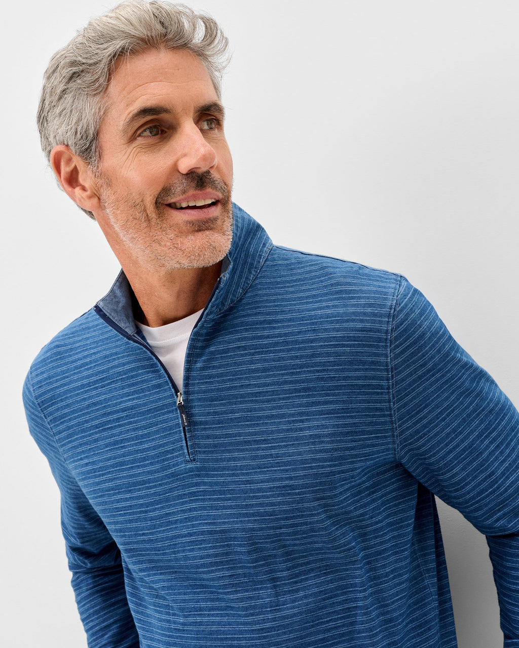 Johnnie-O Genova Hangin Out 1/4 Zip Pullover, Indigo