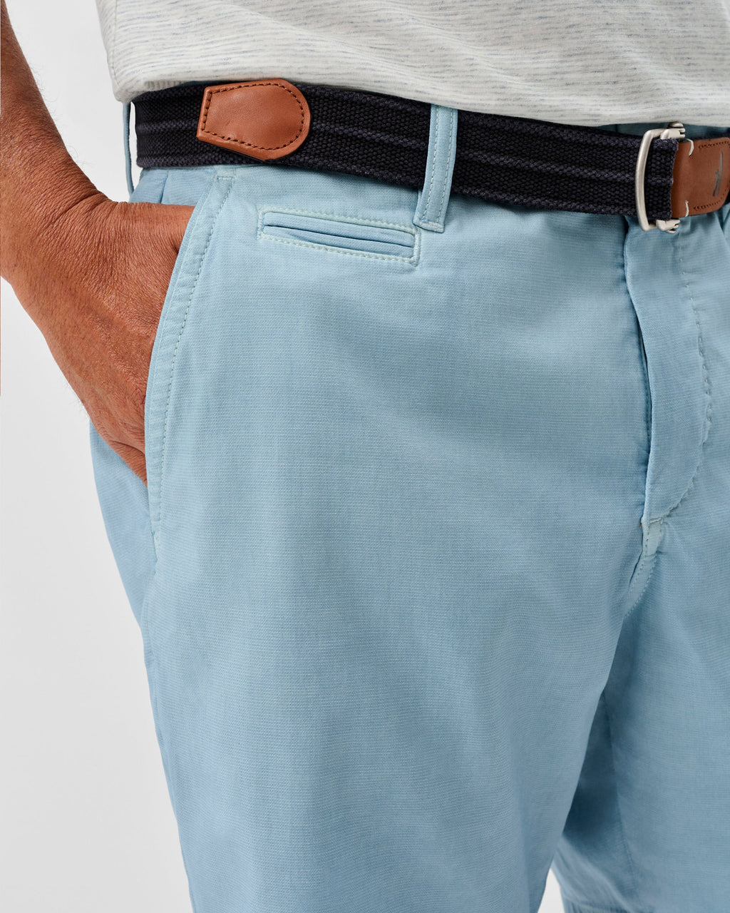 Johnnie-O Nassau Cotton Blend Shorts - 7" Inseam, Kona