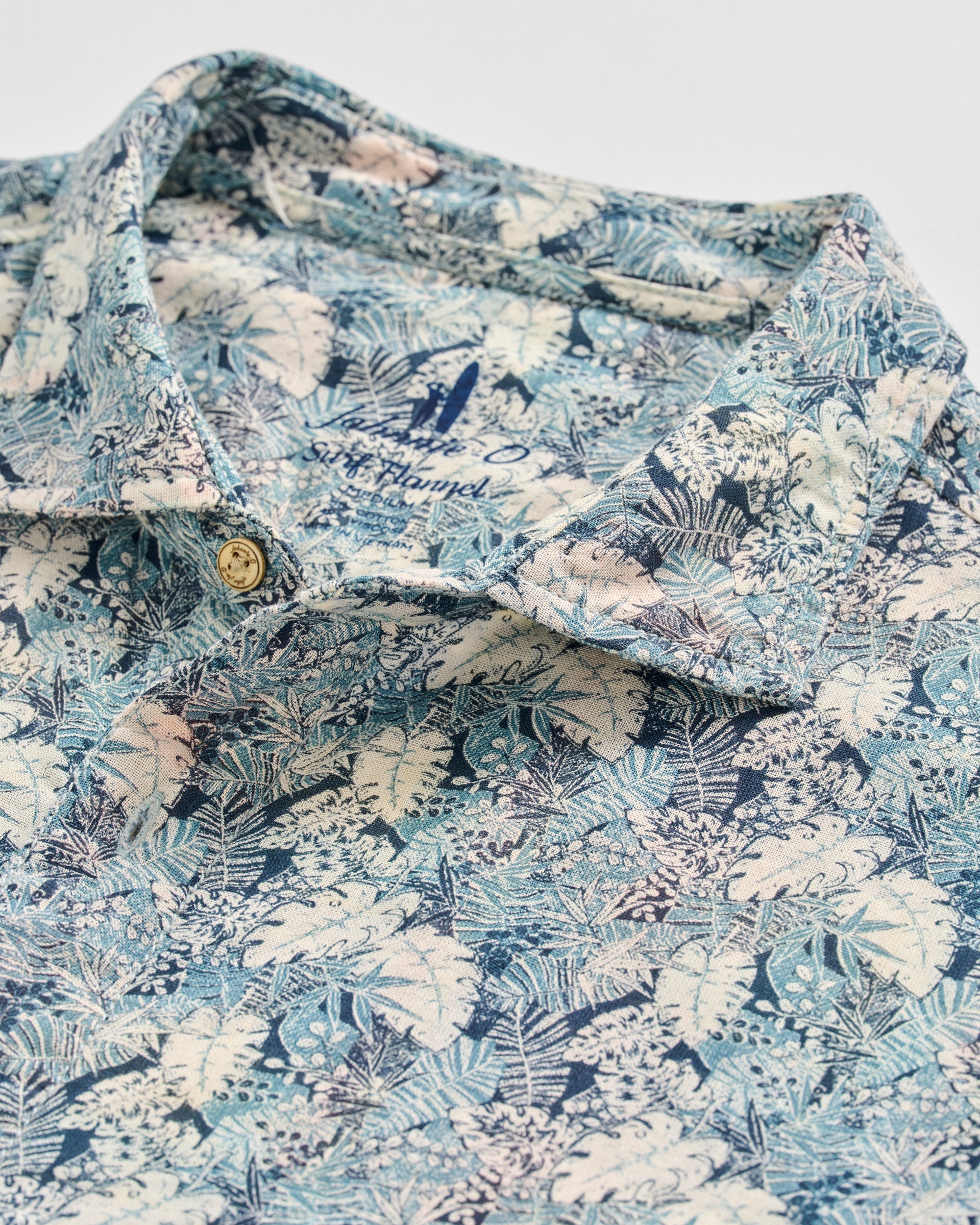 Johnnie-O "Surf Flannel" Short Sleeve Button Down Shirt - Ragland Printed Double Face, Wake