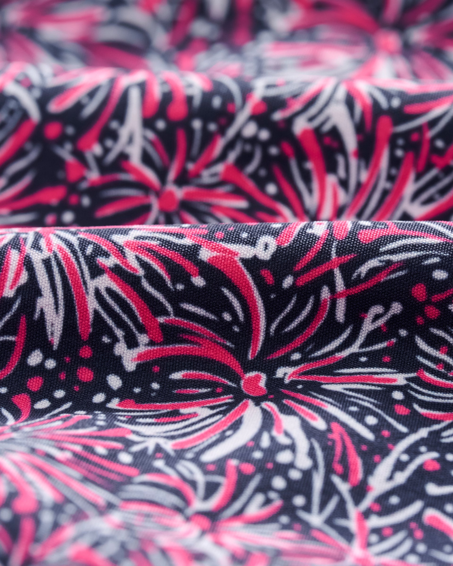 Johnnie-O Half Elastic 7" Swim Trunks, Star Spangled