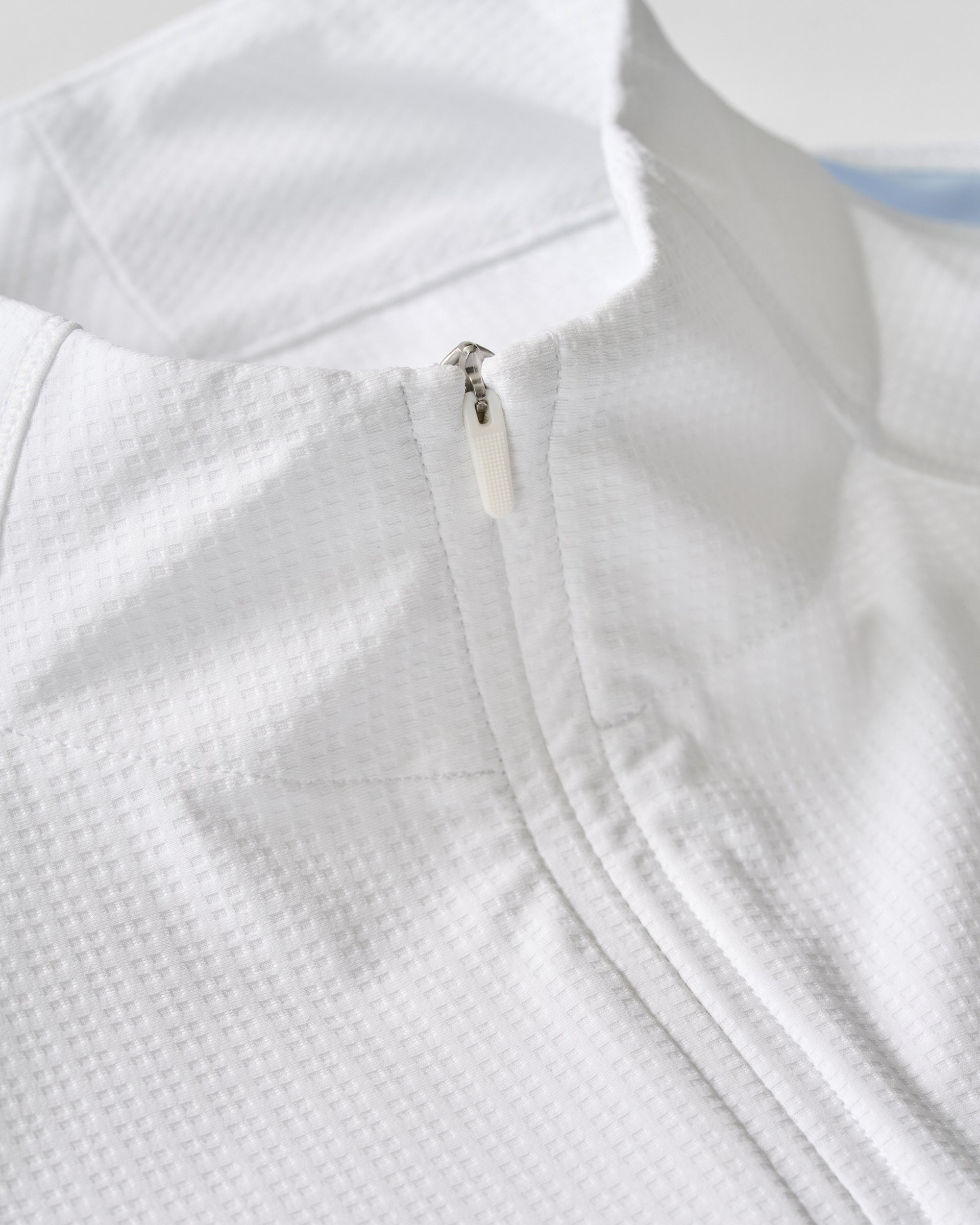 Johnnie-O Sloane Performance 1/4 Zip Pullover, White