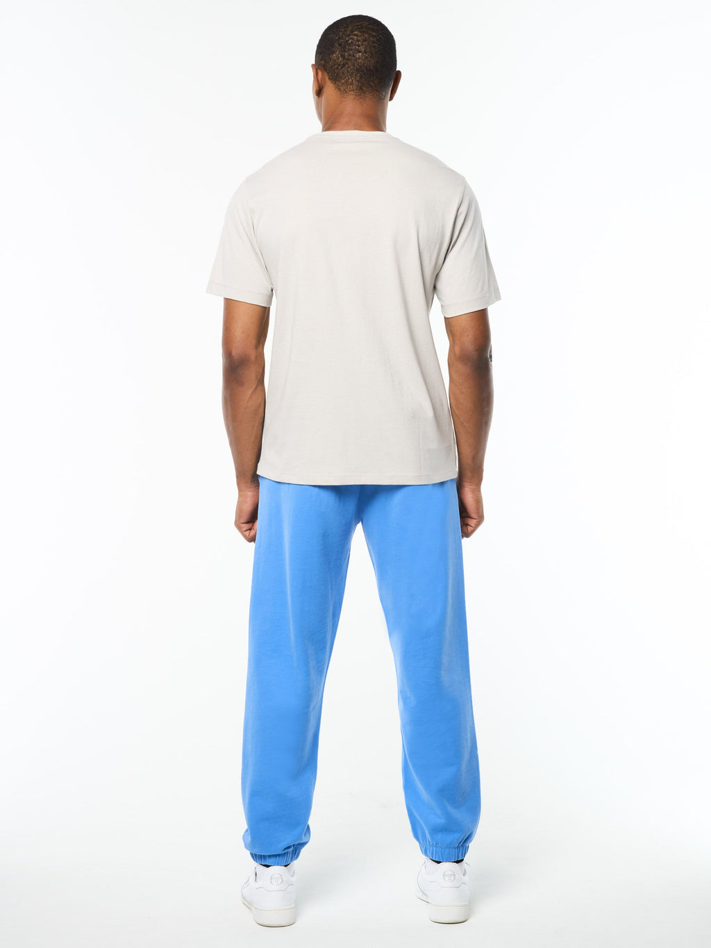 Vincere T-Shirt- Quiet Grey