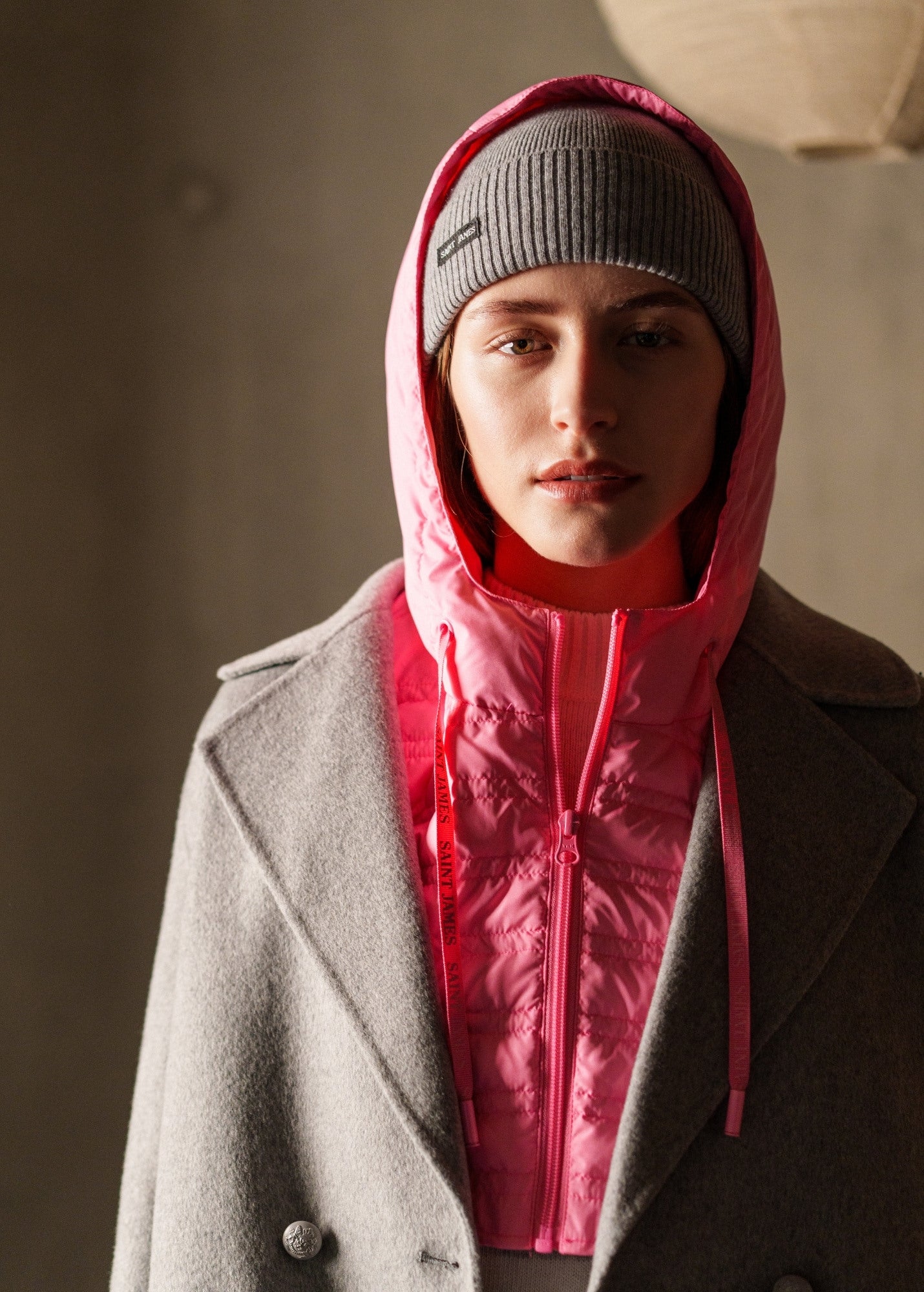 Saint James CAPUCHE - Removable Zip-up Hood  (BRIGHT PINK)