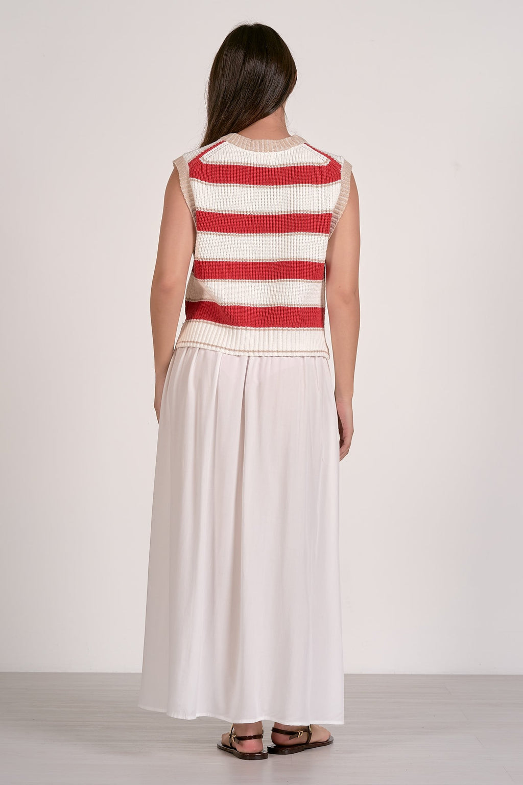 Slate Sleeveless Sweater White Red Stripe