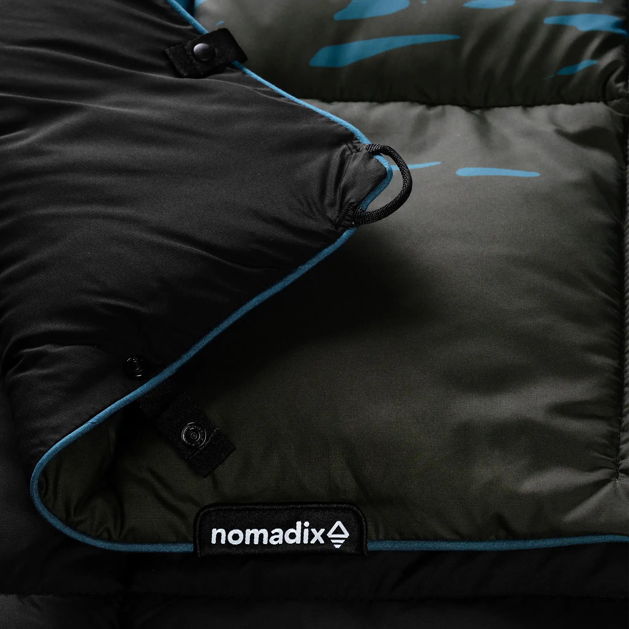 Nomadix Graphene Puffer Blanket: Smoky Mountain