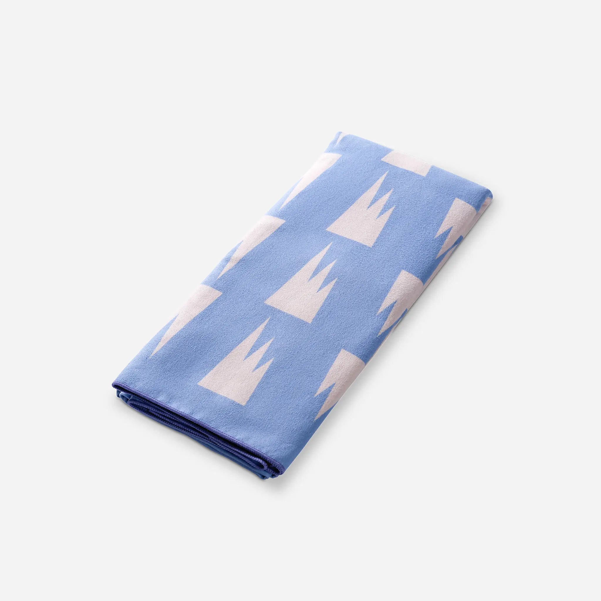Nomadix Ultralight Towel: Summit Coastal Blue