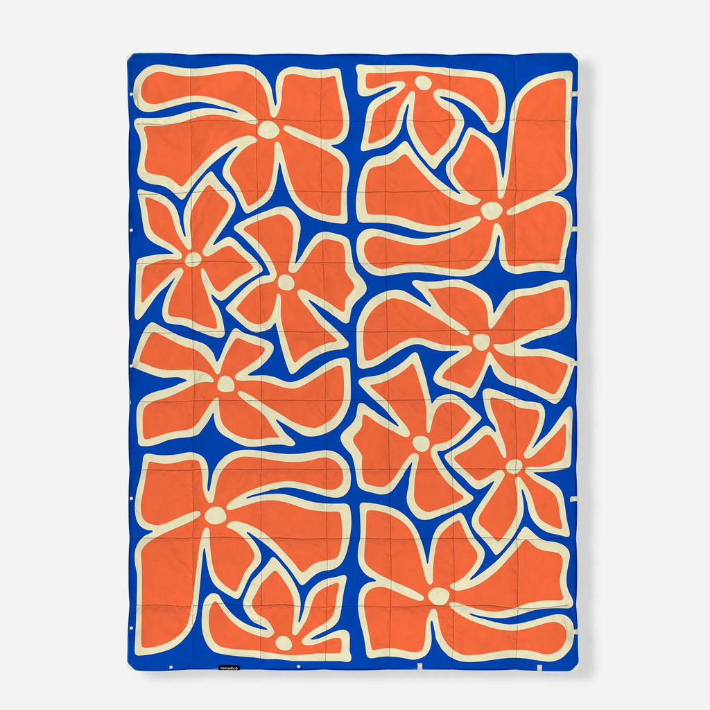 Nomadix Graphene Puffer Blanket: Wild Flowers Stellar Blue Red
