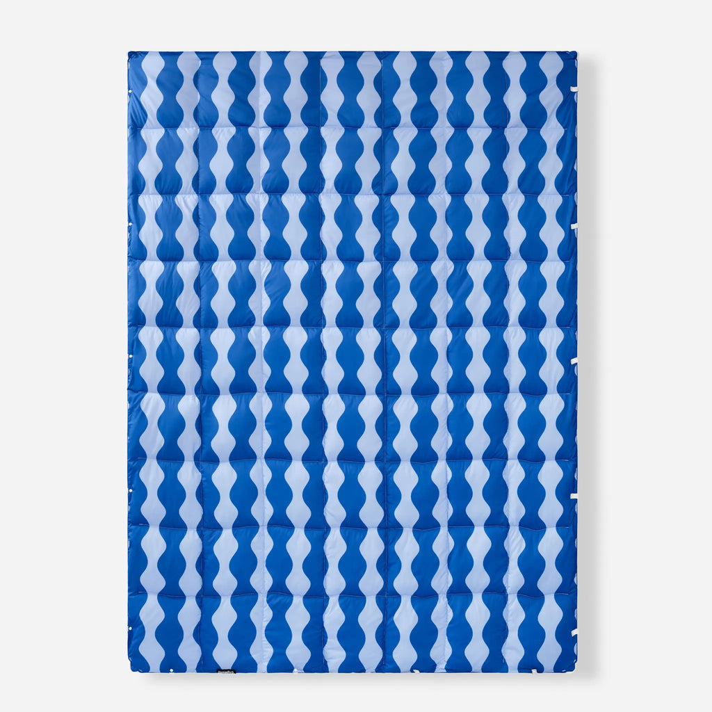 Nomadix Graphene Puffer Blanket: Slack Tide Coastal Blue