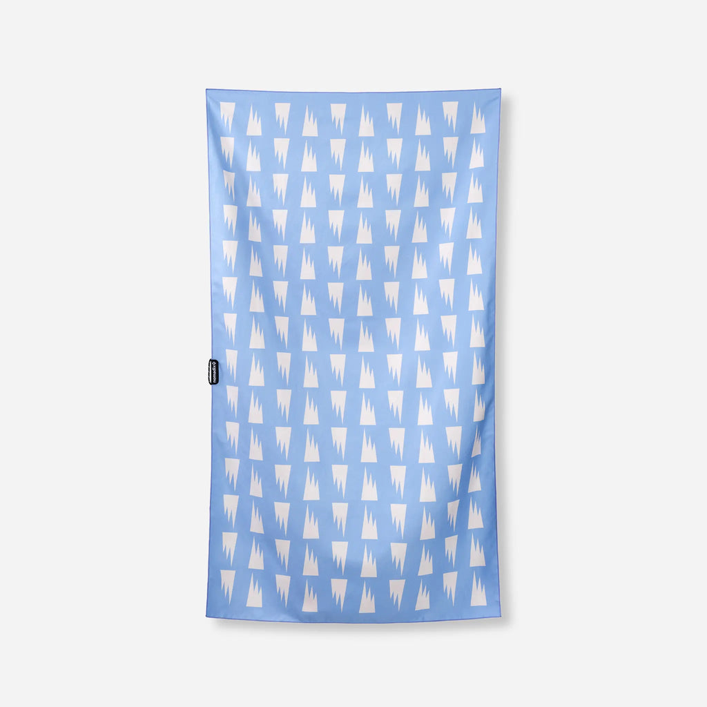 Nomadix Ultralight Towel: Summit Coastal Blue