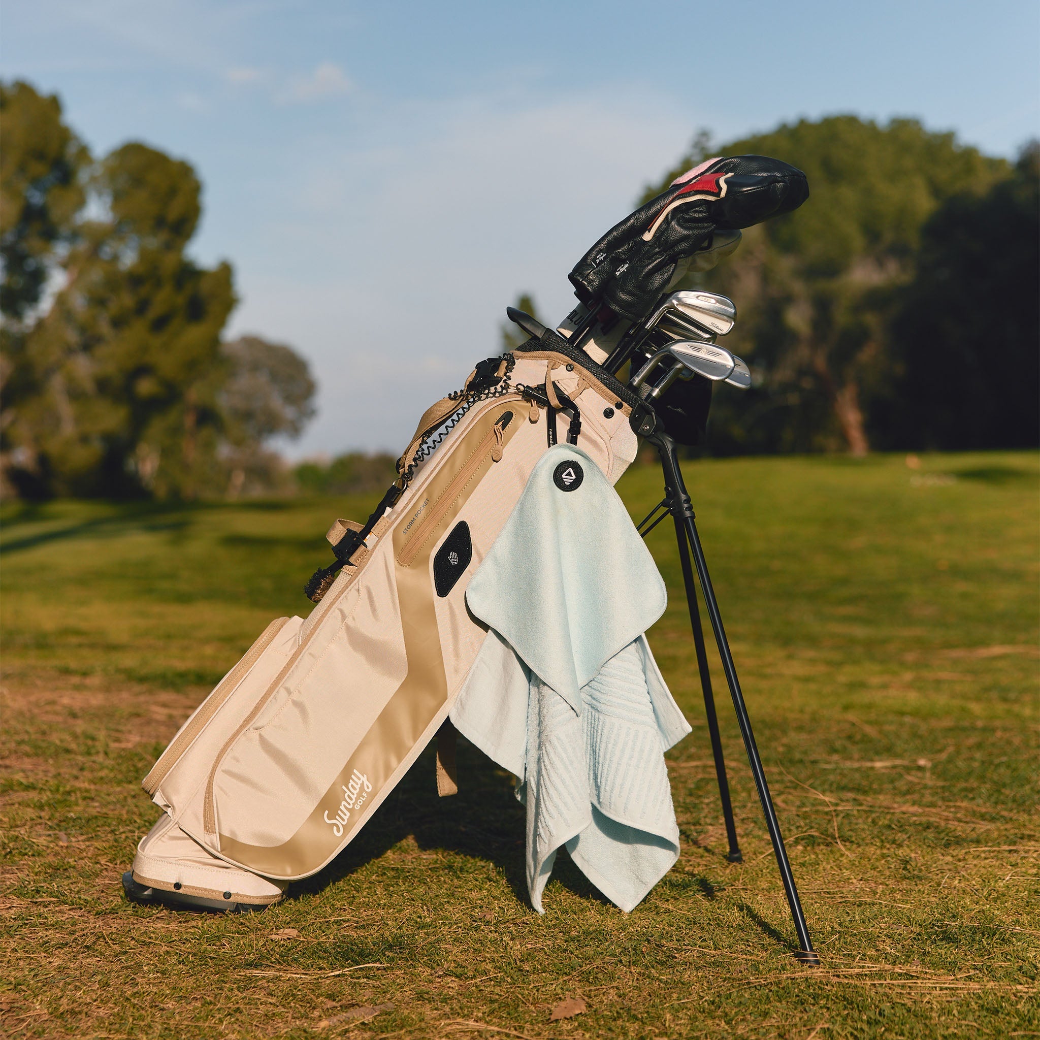 Nomadix Golf Towel Set: Fairway Pale Blue