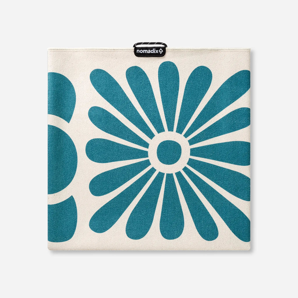Nomadix Original Towel: Big Flowers Teal Ocean