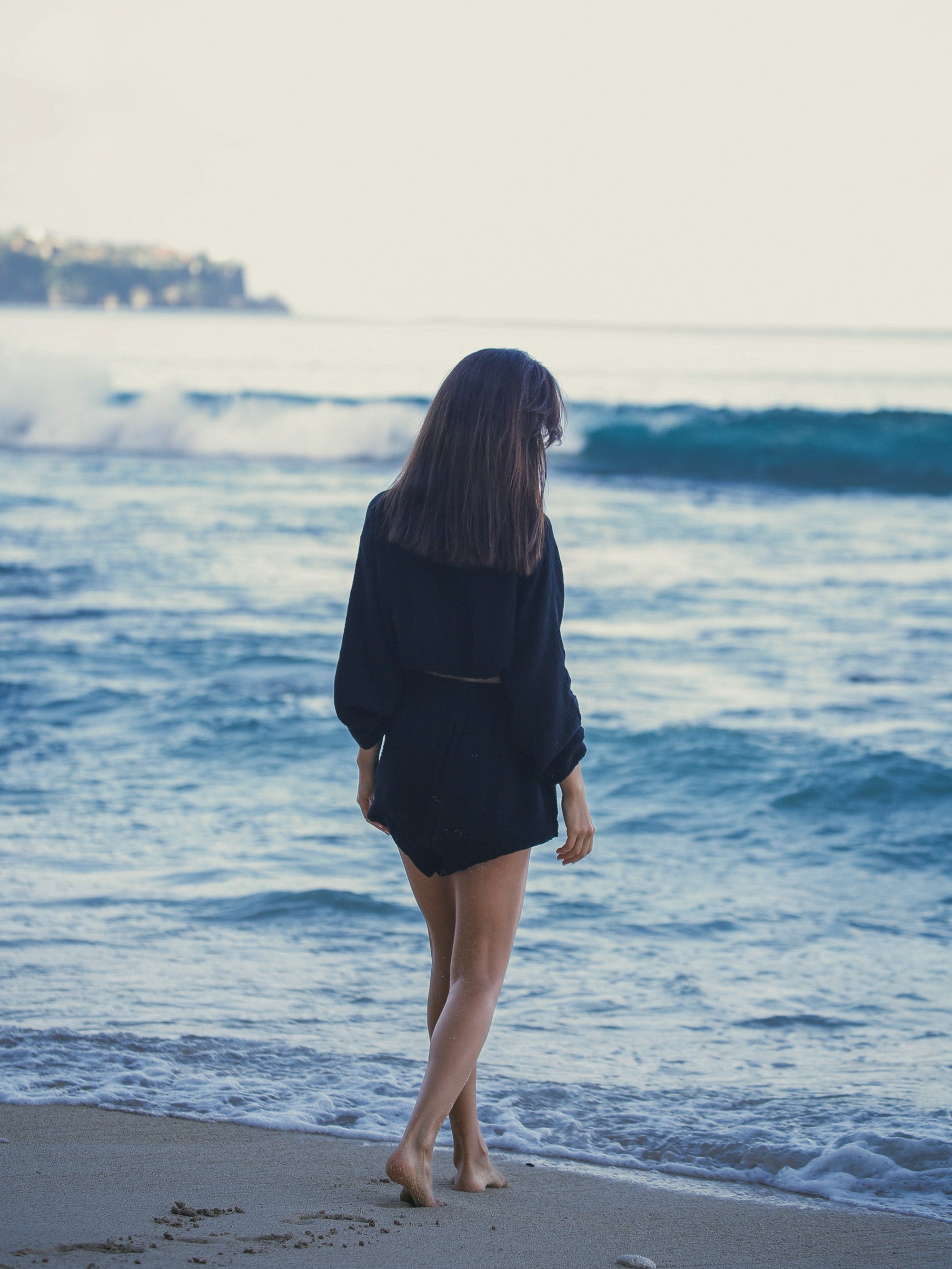 The Handloom Echo Boy Short Black