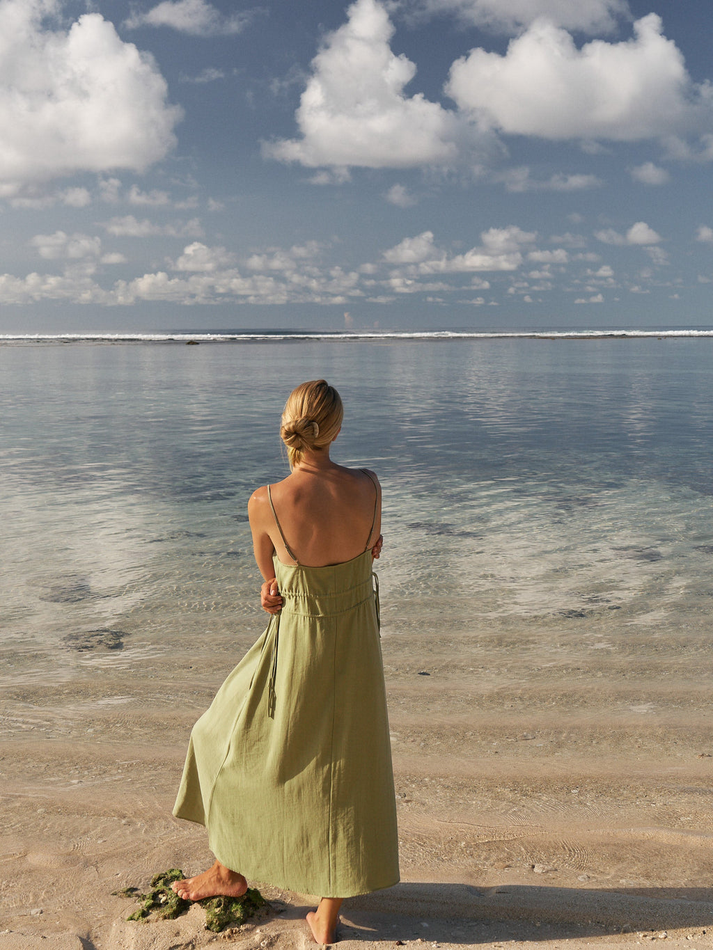 The Handloom Sofia Ties Maxi Dress Khaki Green