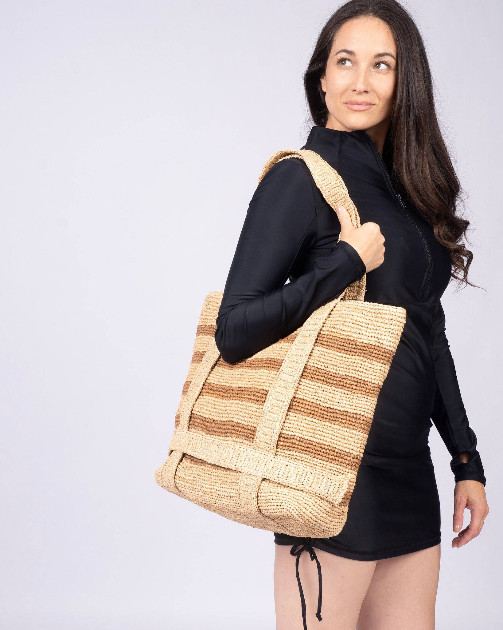Line in the Sand The Original Straw Traveler Bag