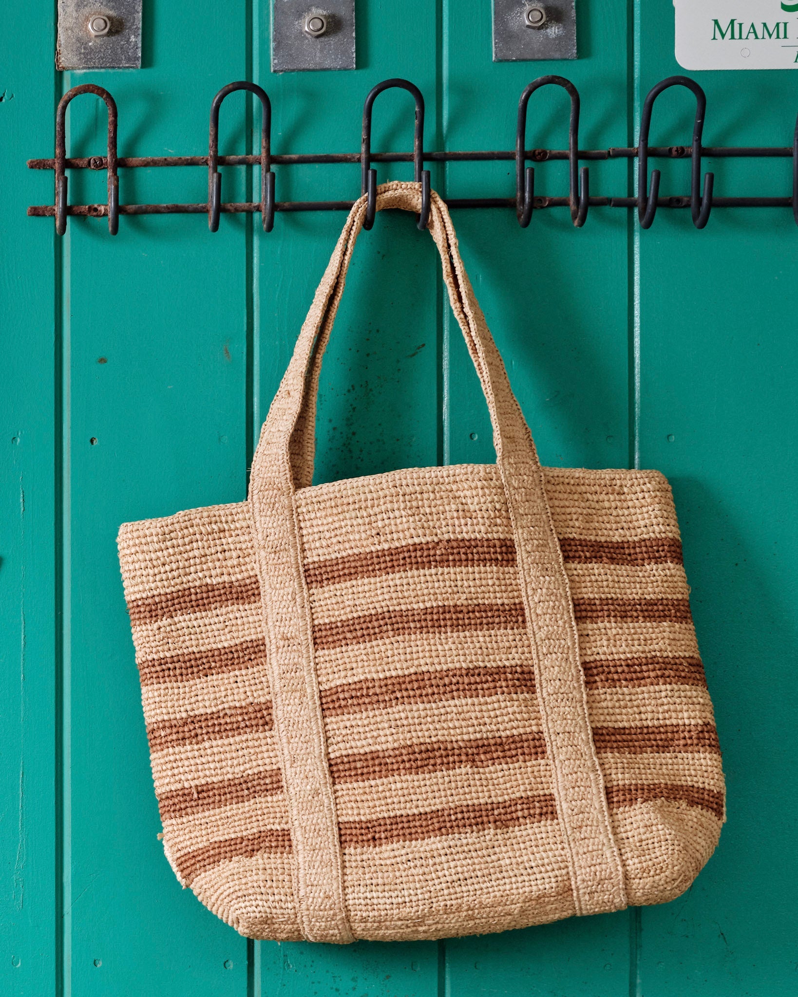 Line In The Sand The Original Straw Traveler Bag