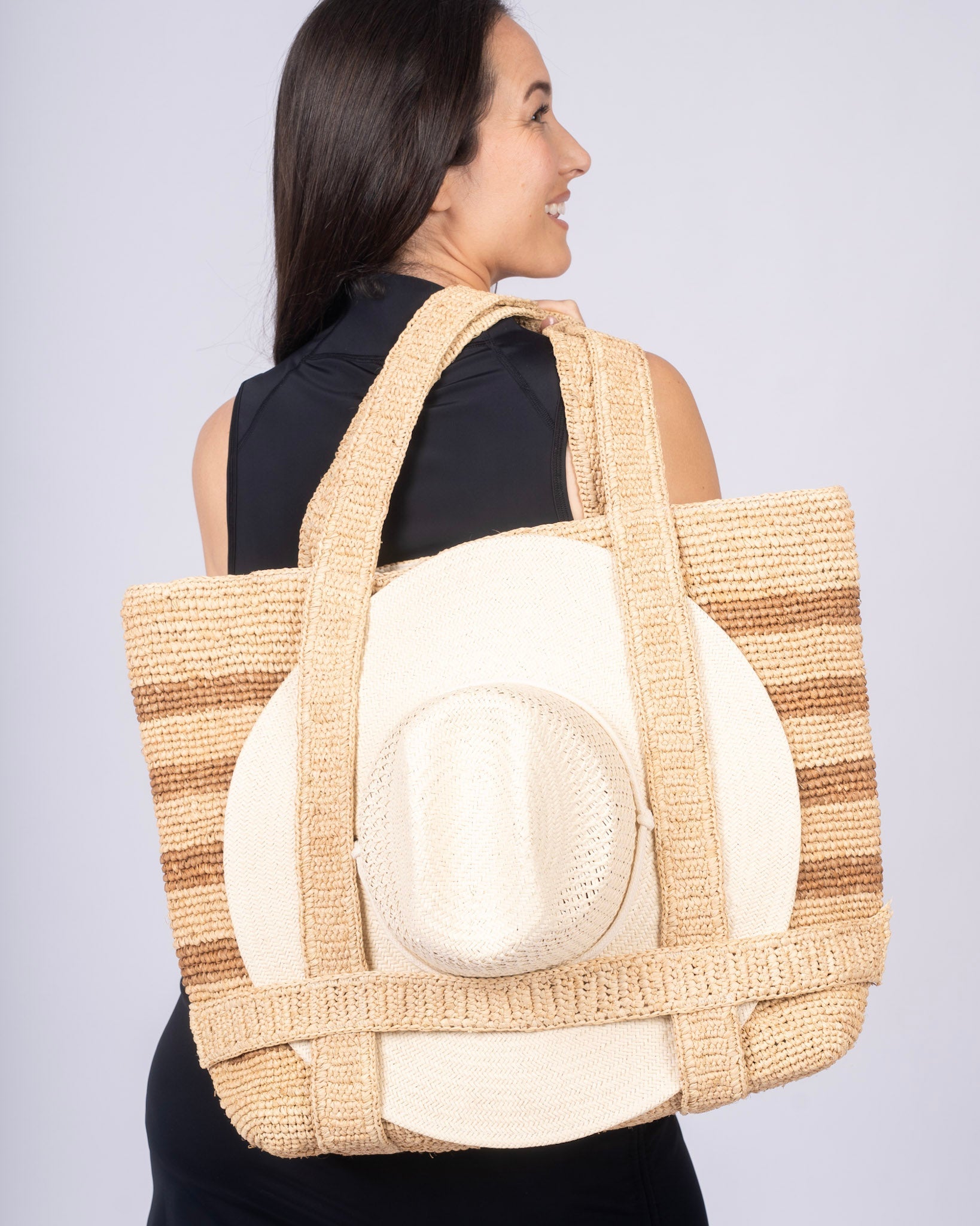 Line in the Sand The Original Straw Traveler Bag