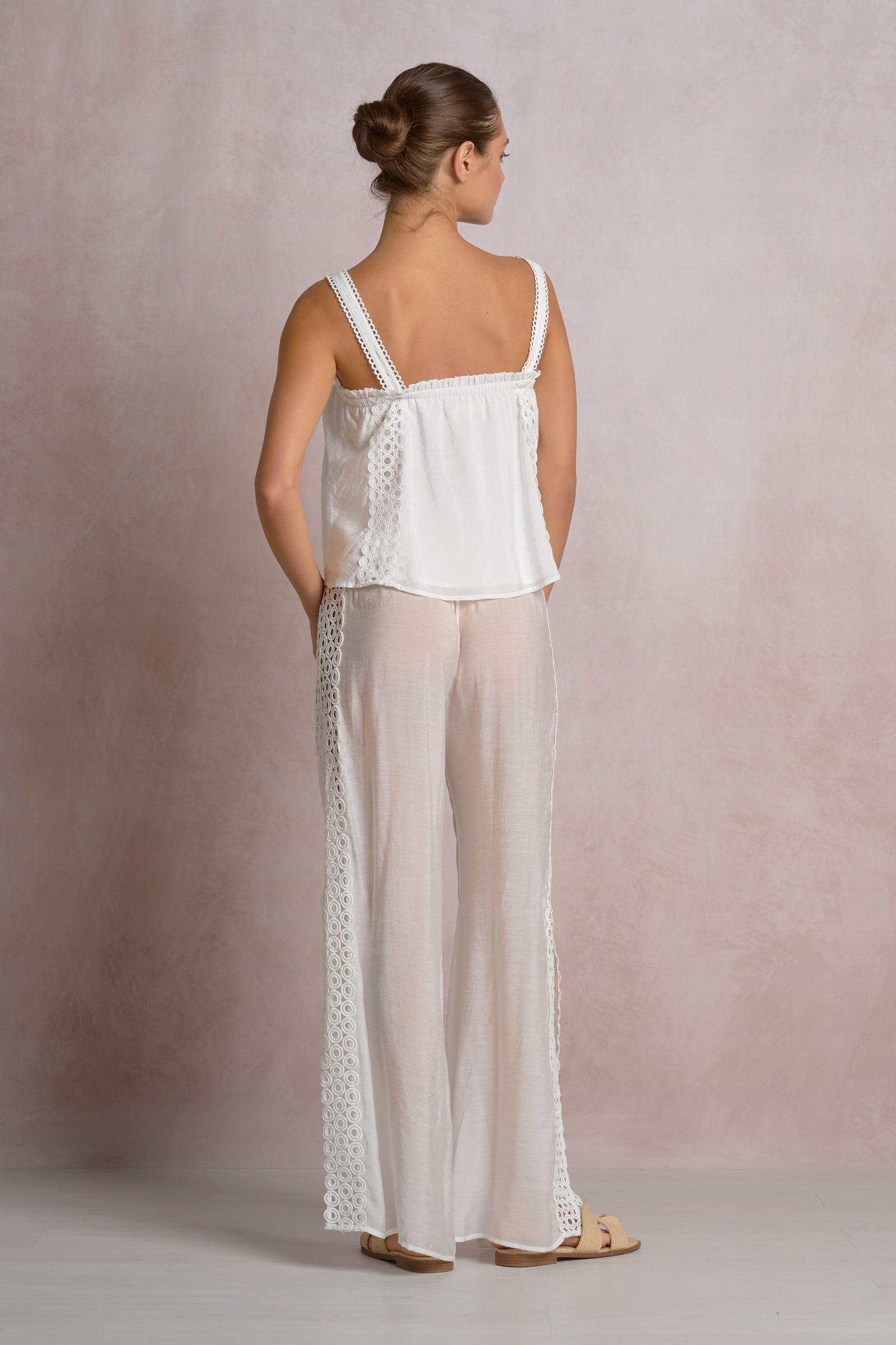 Vina Top White