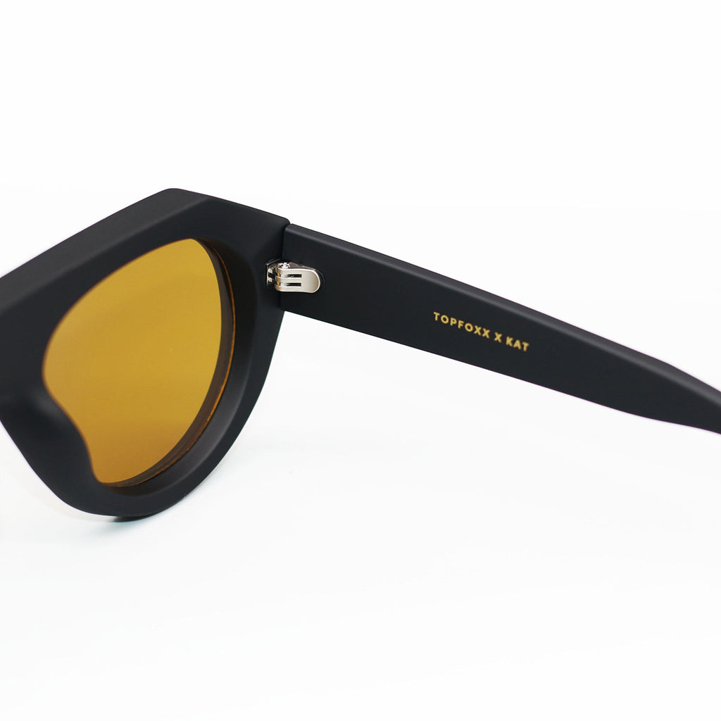 Vega Shield - Matte Black & Yellow