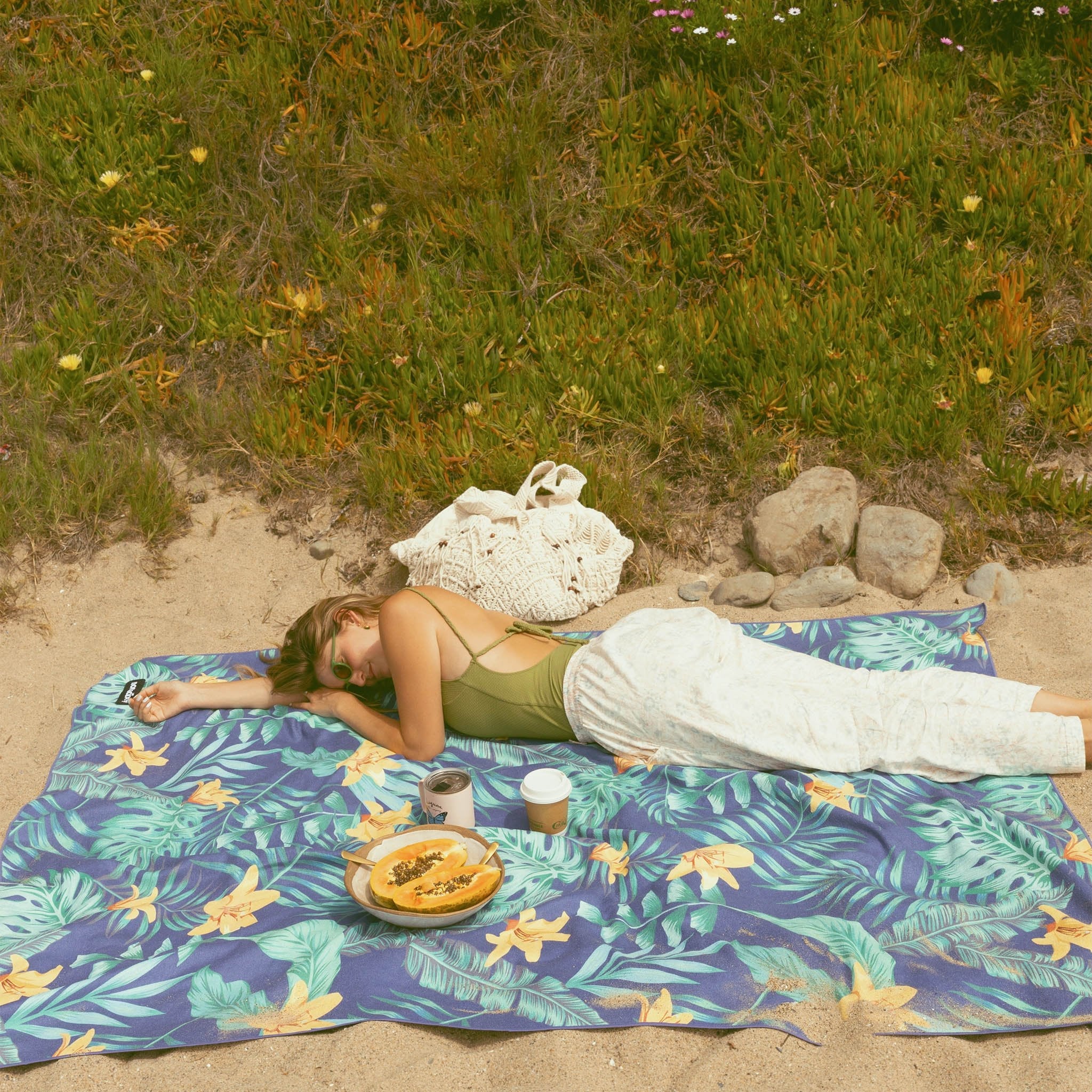 Nomadix Blanket Towel: Palms Dusk