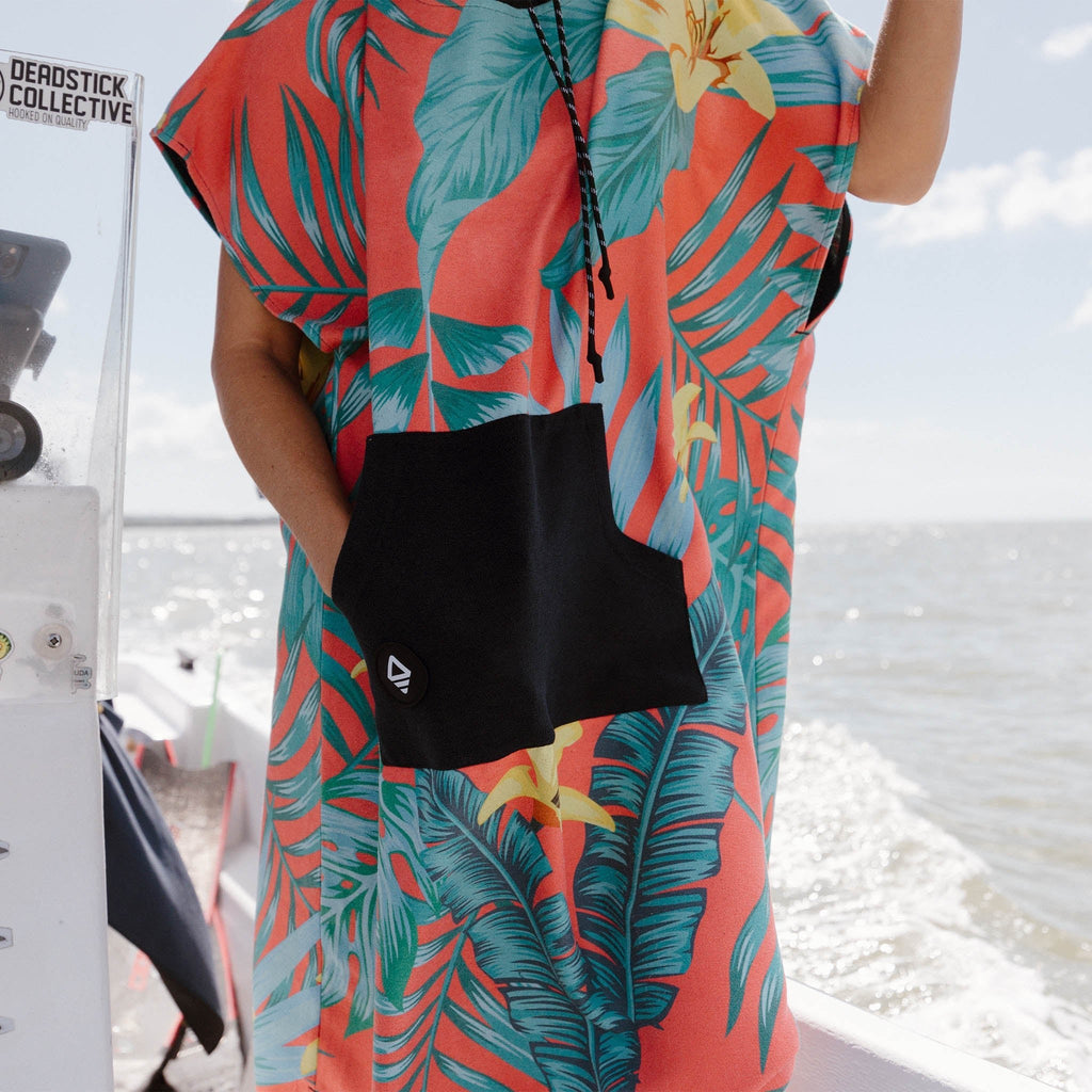 Nomadix Changing Poncho: Palms Coral