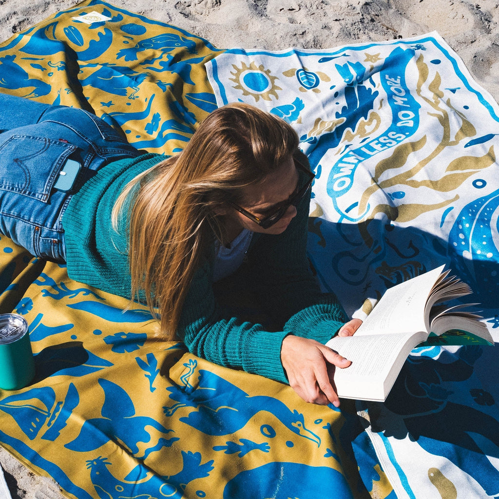 Nomadix Festival Blanket: Nomadix x 5 Gyres: Kelp Swirl