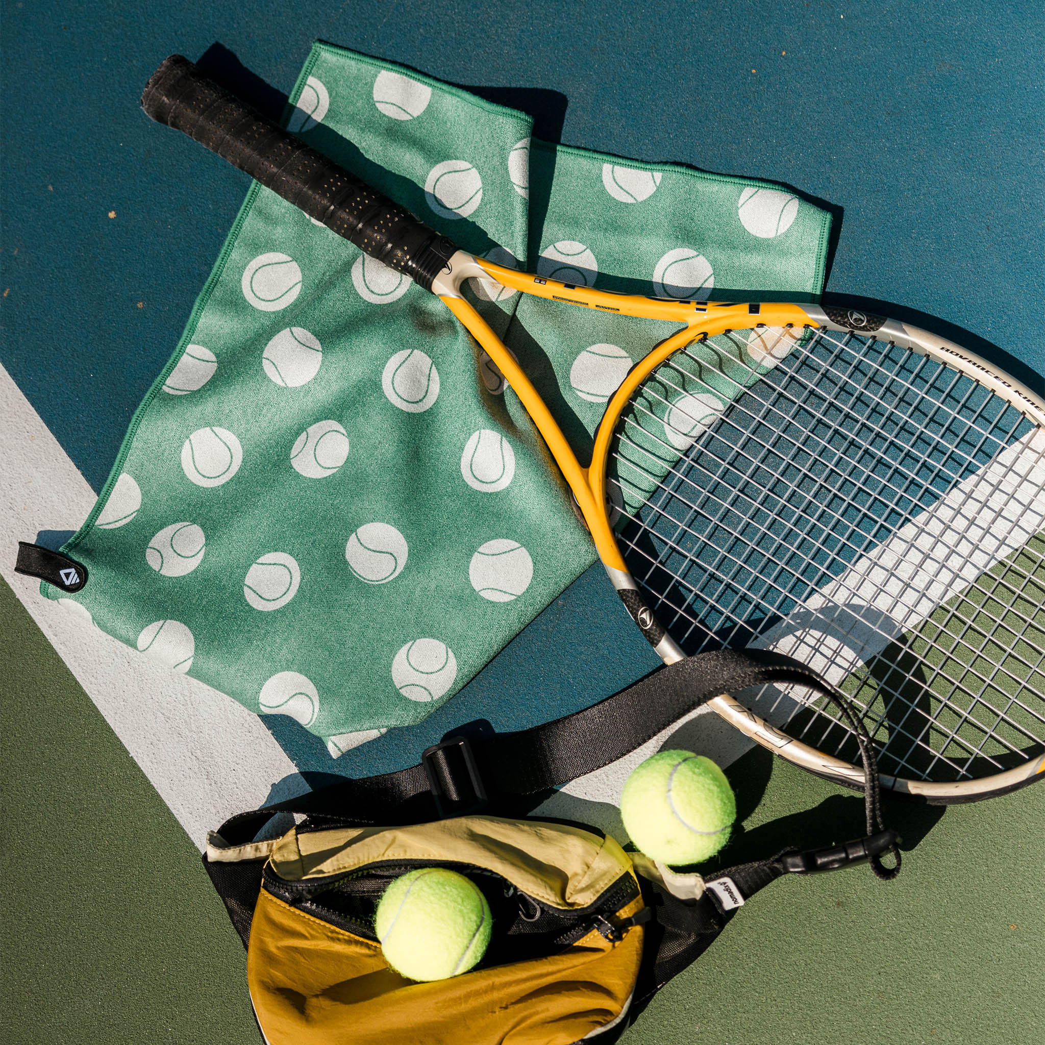 Nomadix Fitness Towel: Love Love Green