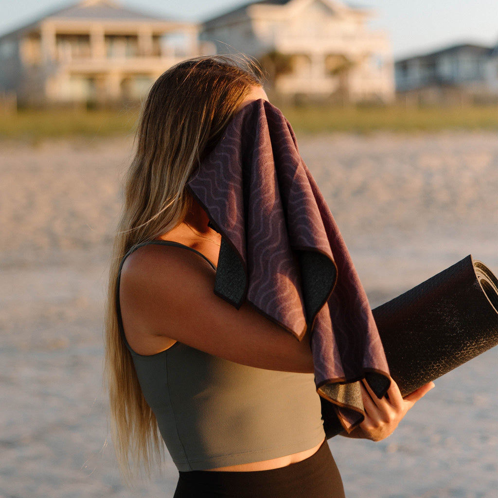 Nomadix Fitness Towel: Regenerative Burgundy