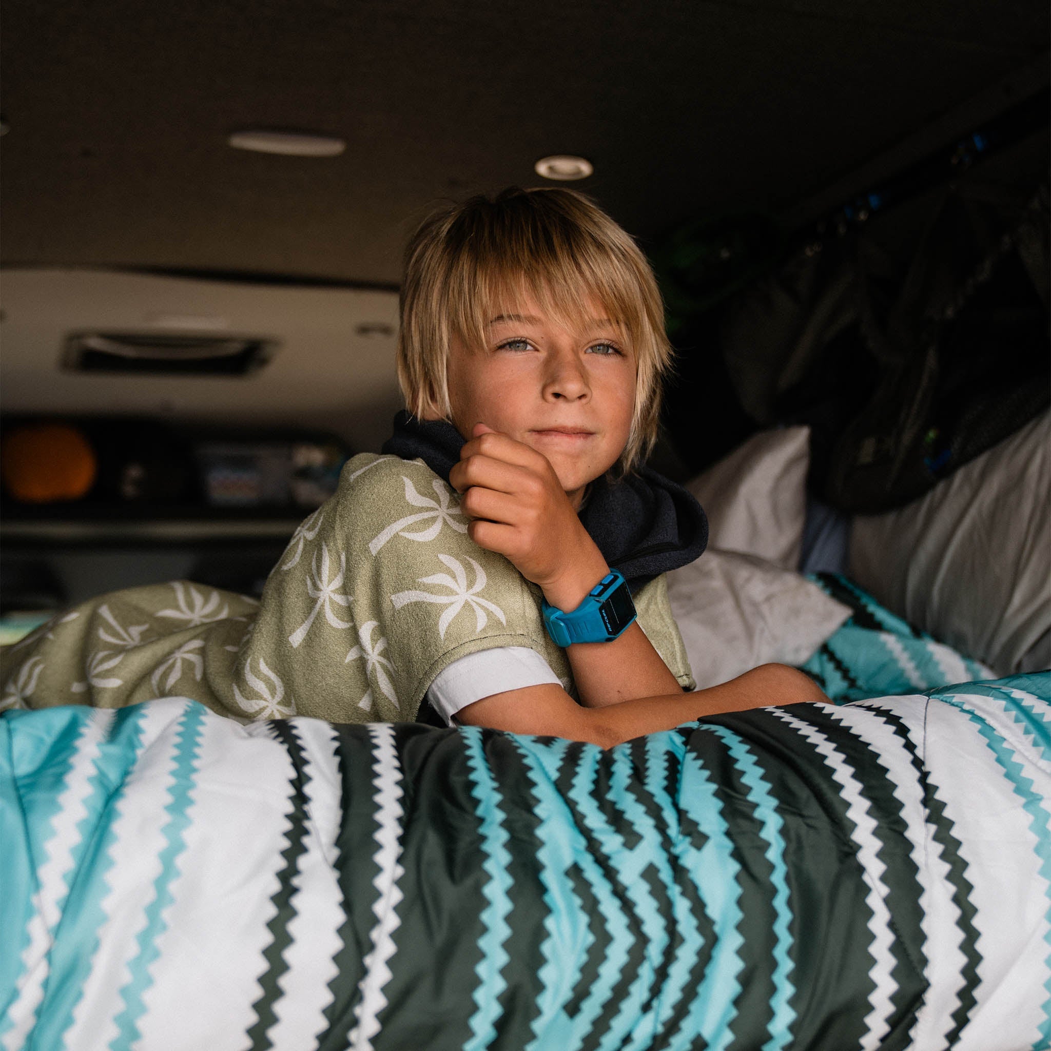 Nomadix Kids Changing Poncho: Breezy Palms Olive