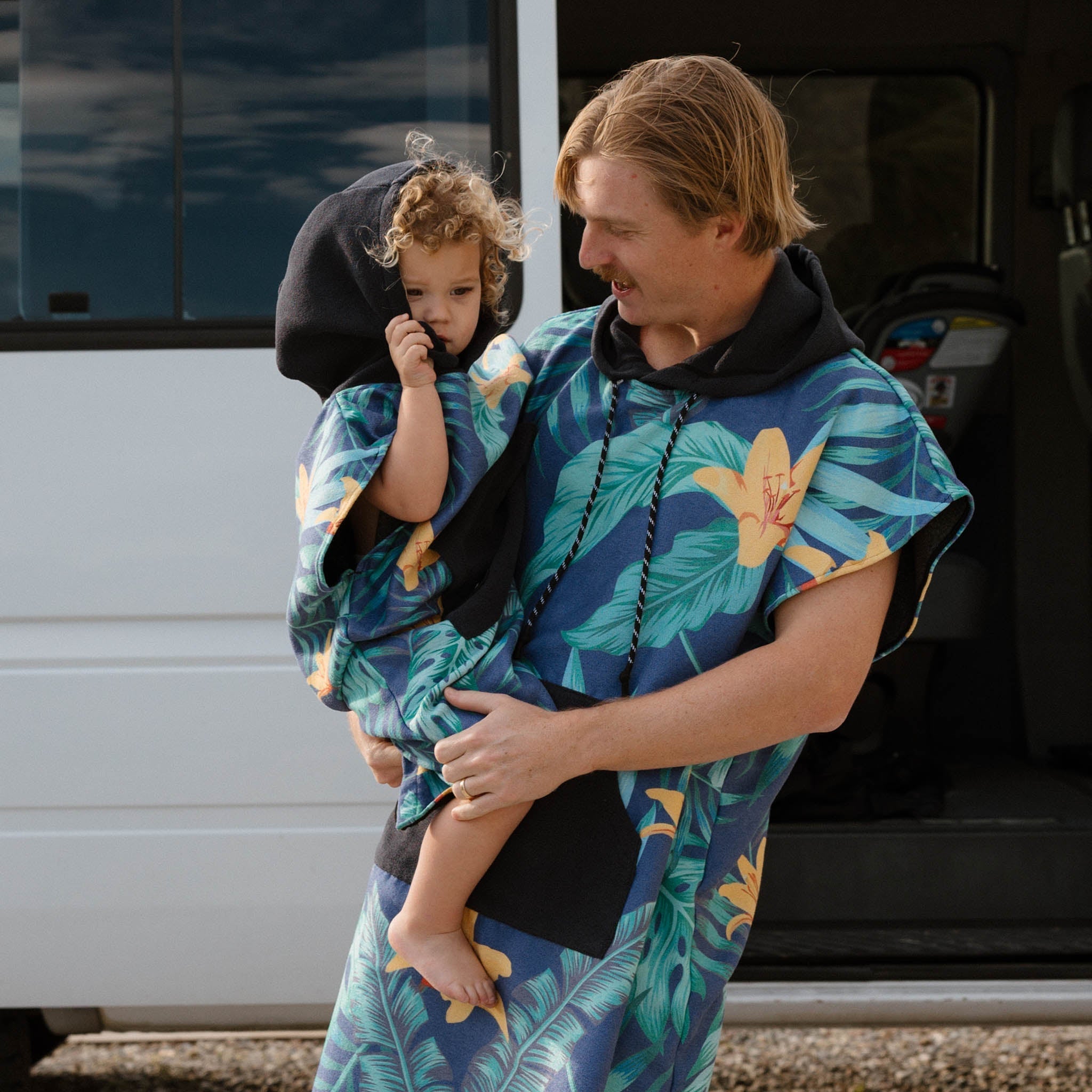 Nomadix Kids Changing Poncho: Palms Dusk