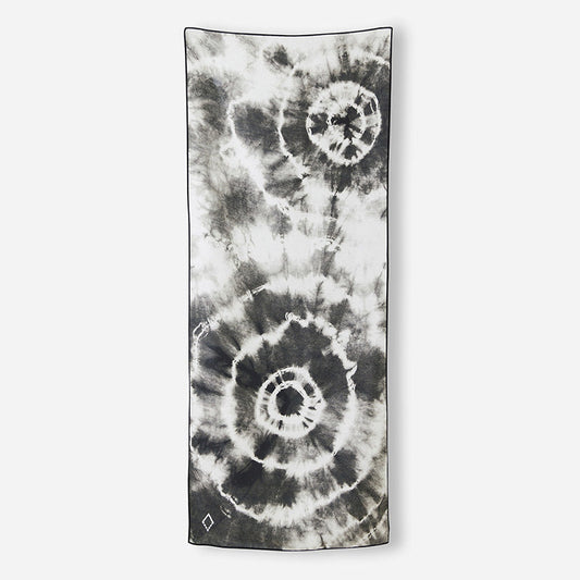 Nomadix Original Towel Tie-Dye Black and White