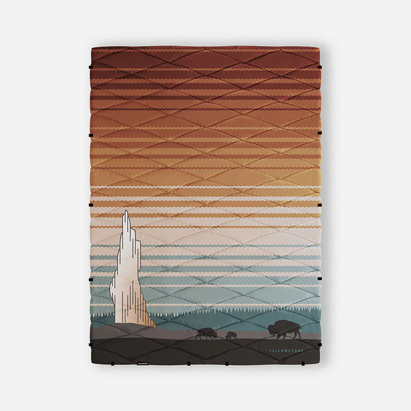 Nomadix Puffer Blanket Yellowstone National Park